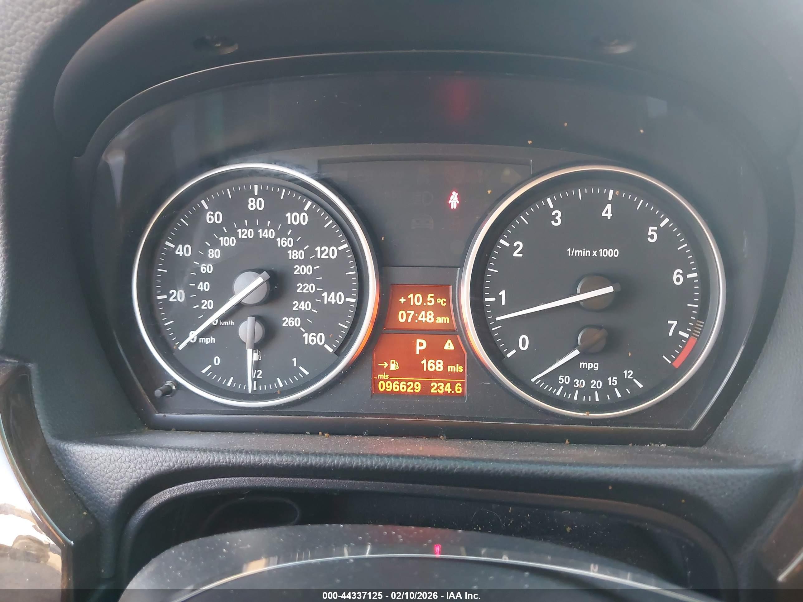 BMW 328I image 7
