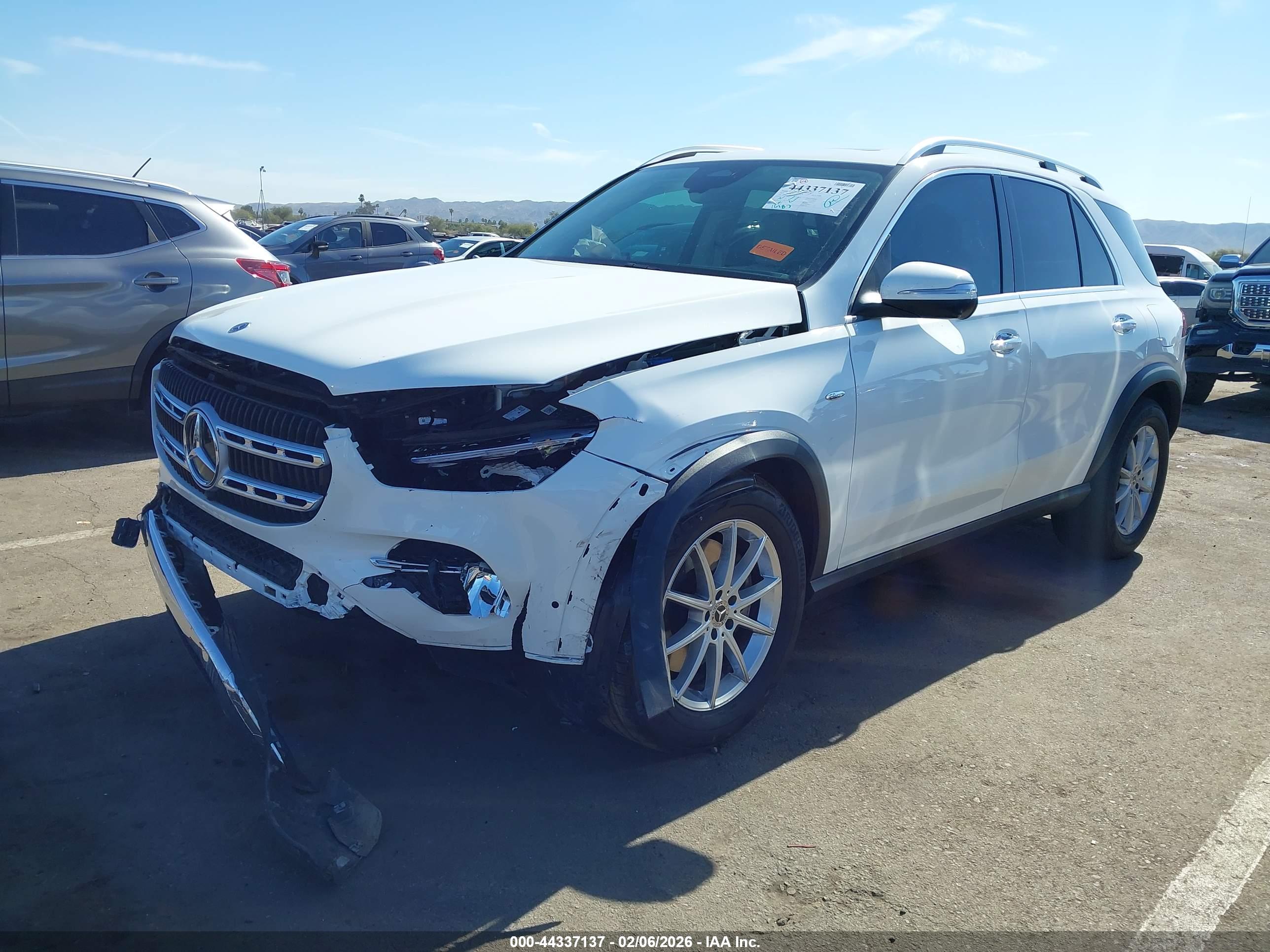 MERCEDES-BENZ GLE image 2