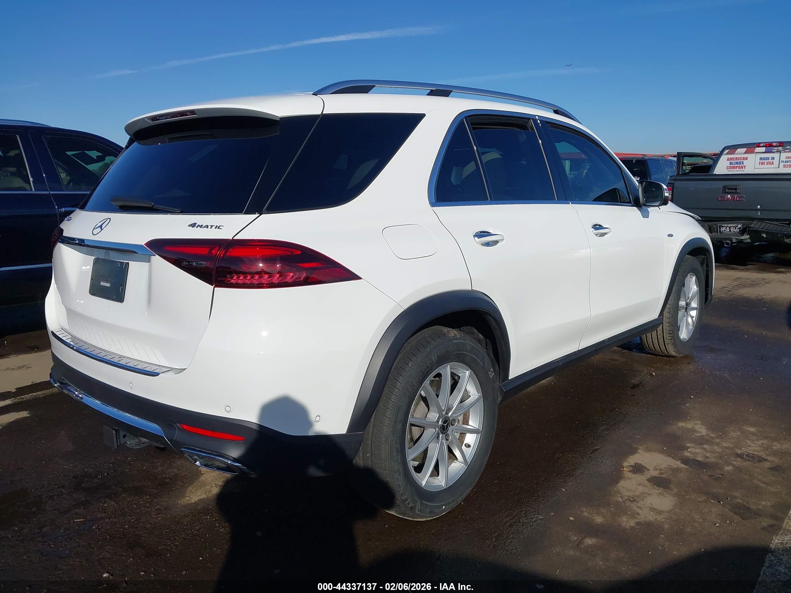 MERCEDES-BENZ GLE image 4