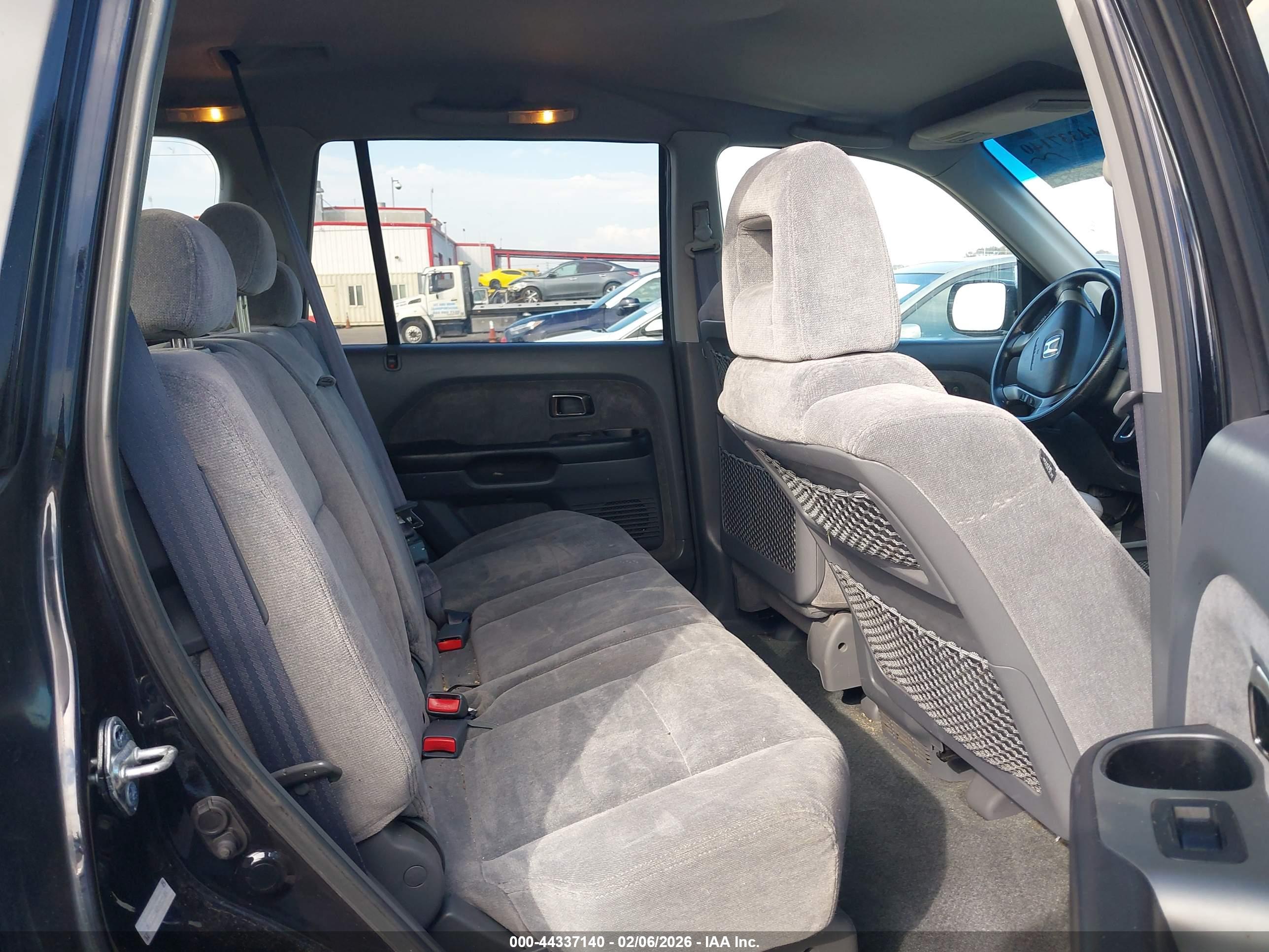 HONDA PILOT image 8