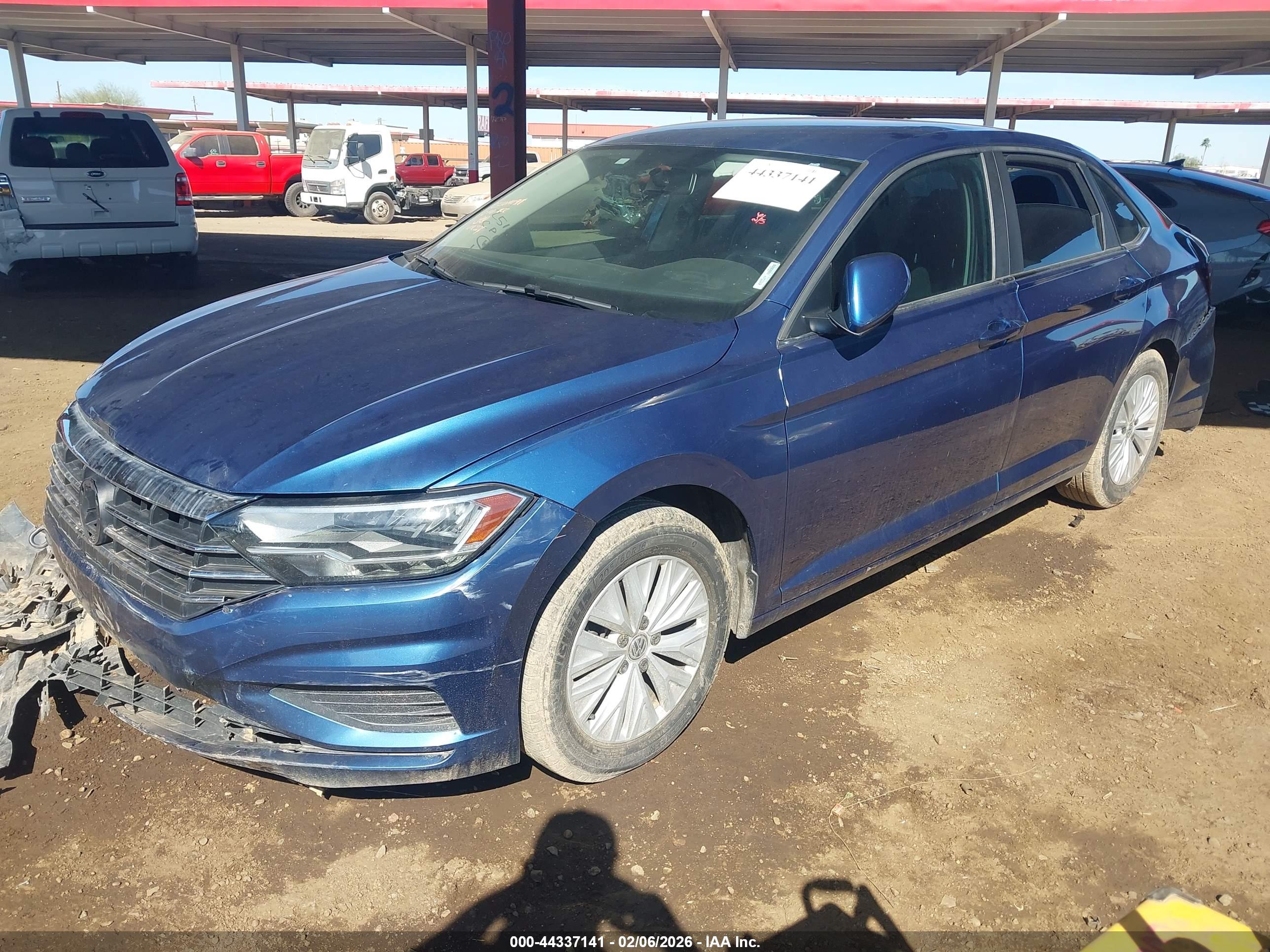 VOLKSWAGEN JETTA image 2