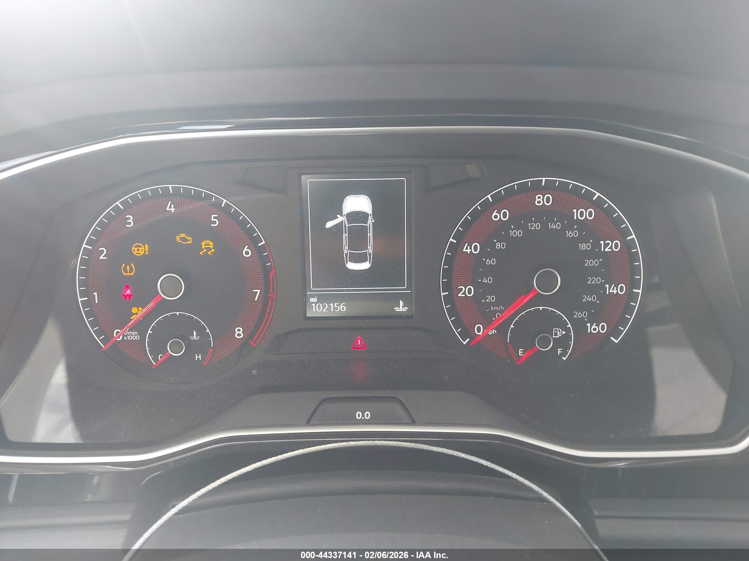 VOLKSWAGEN JETTA image 7