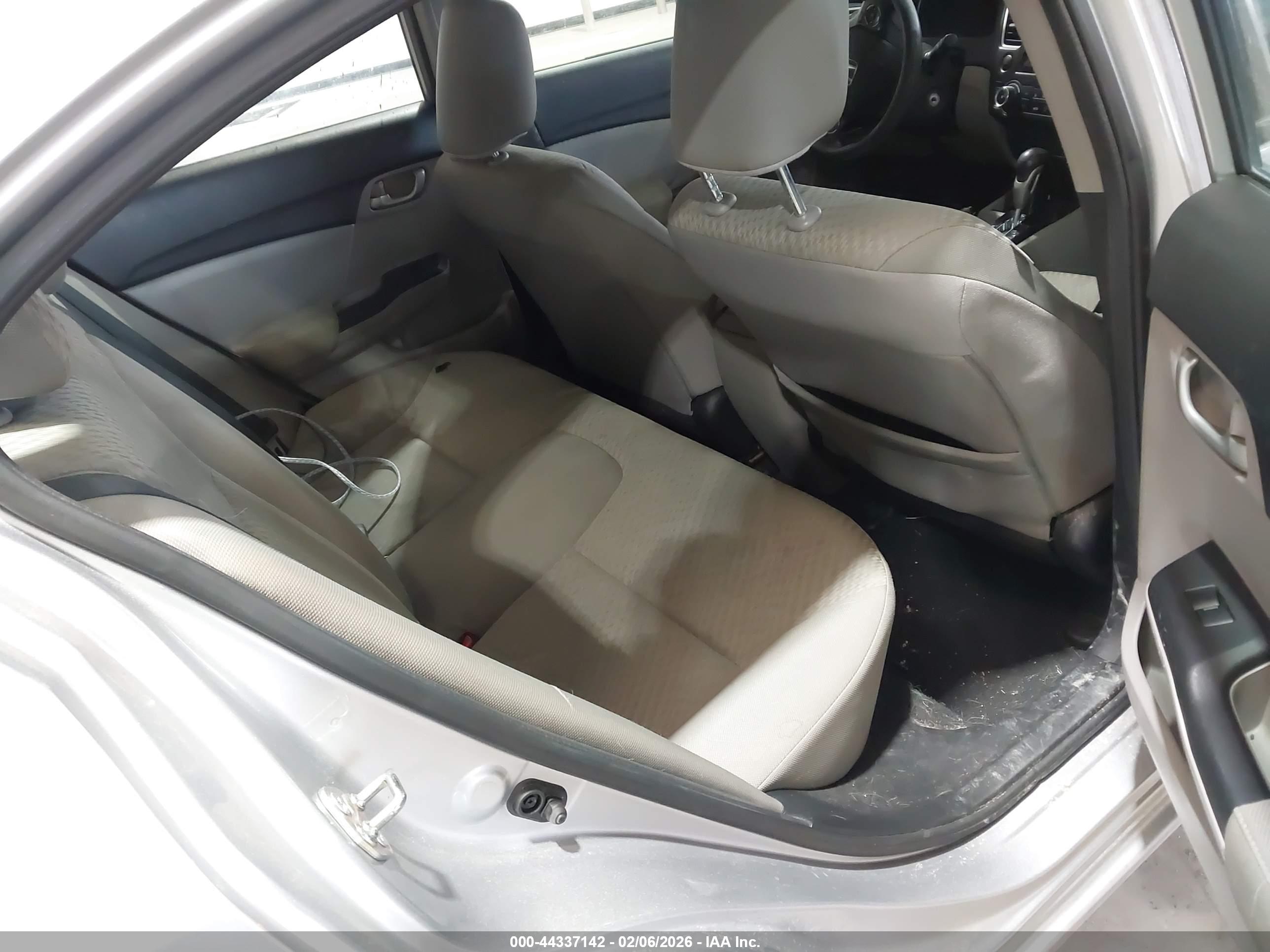 HONDA CIVIC image 8