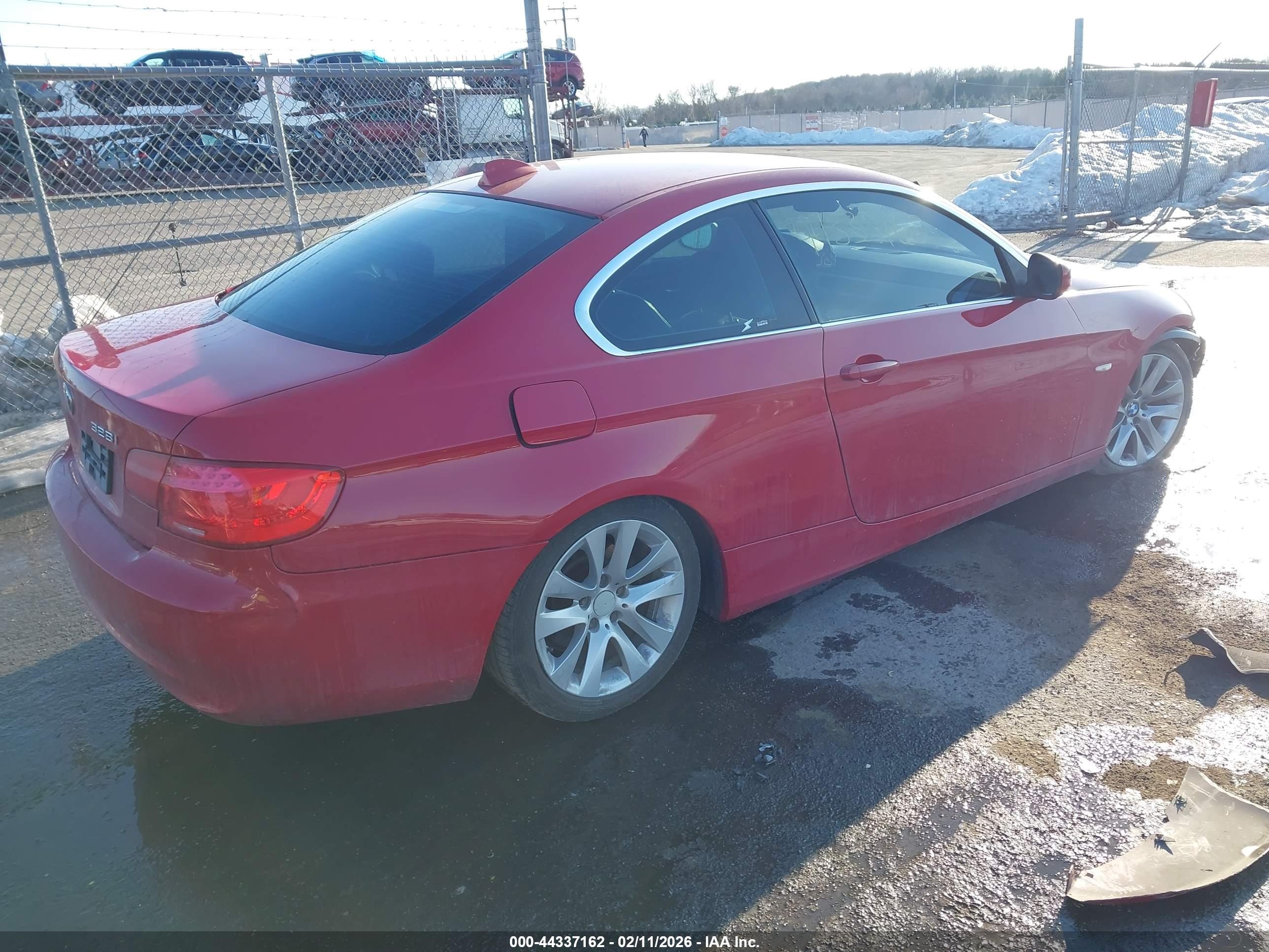 BMW 3 image 4