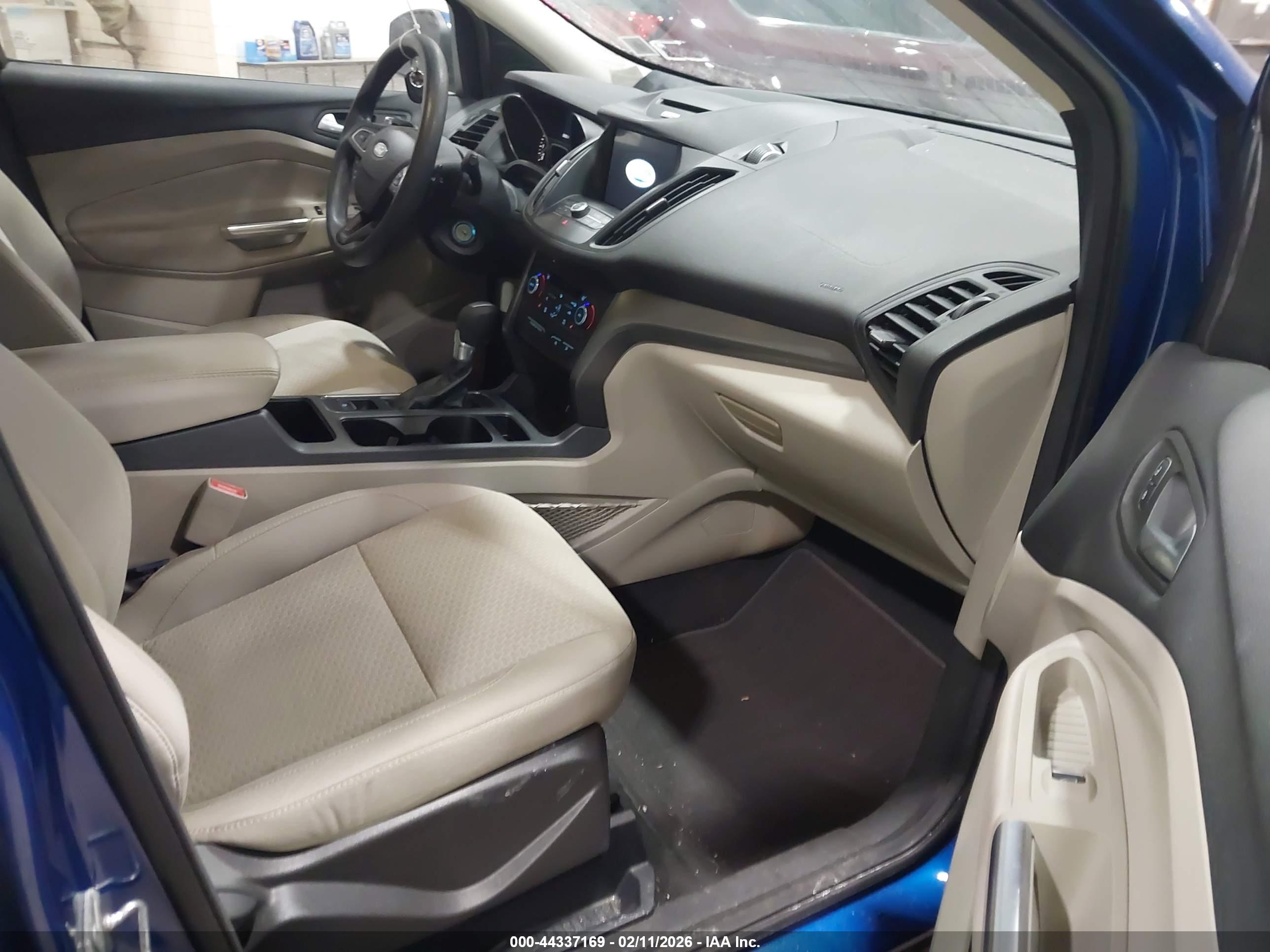 FORD ESCAPE image 5