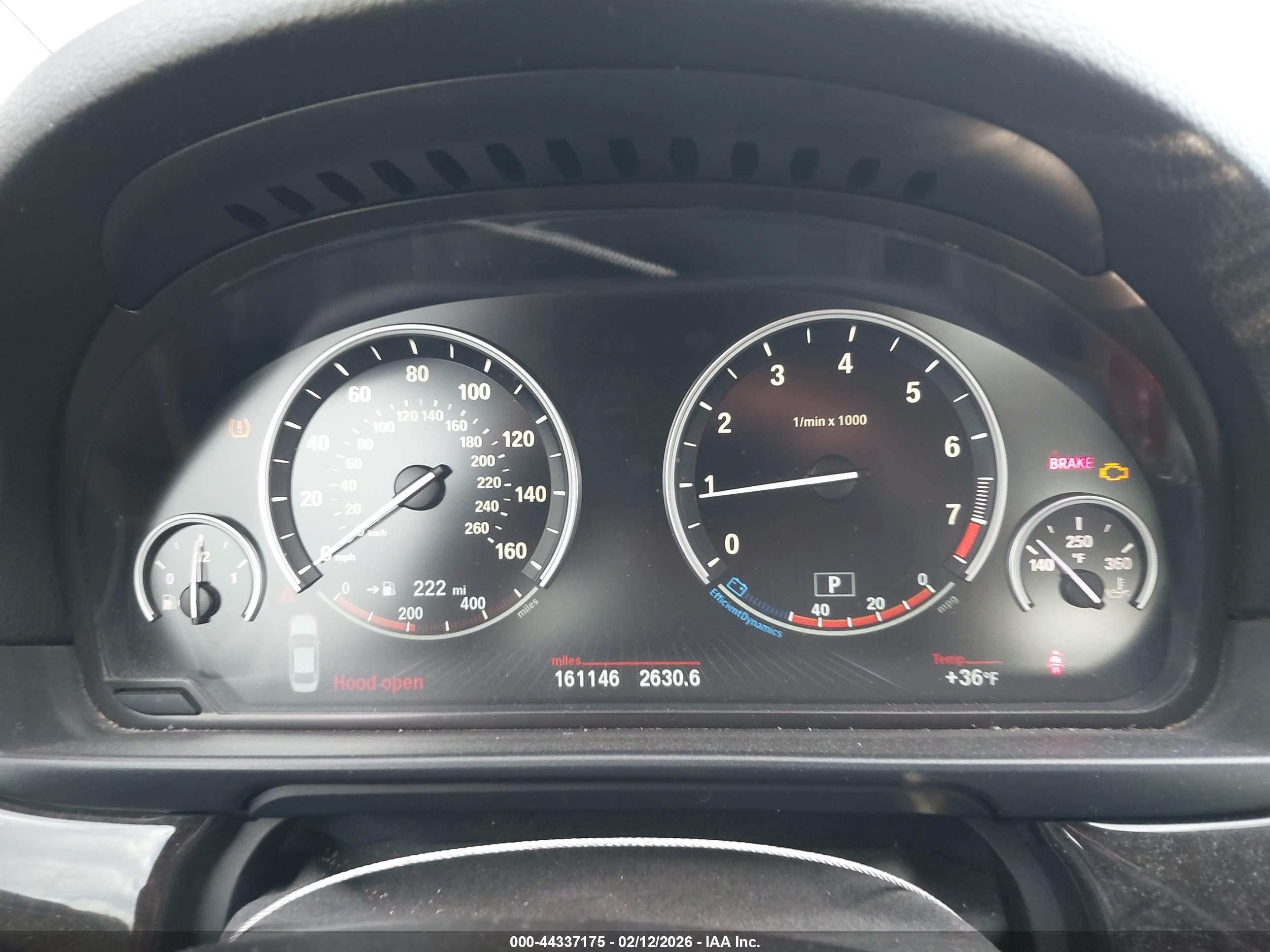 BMW 528I image 7
