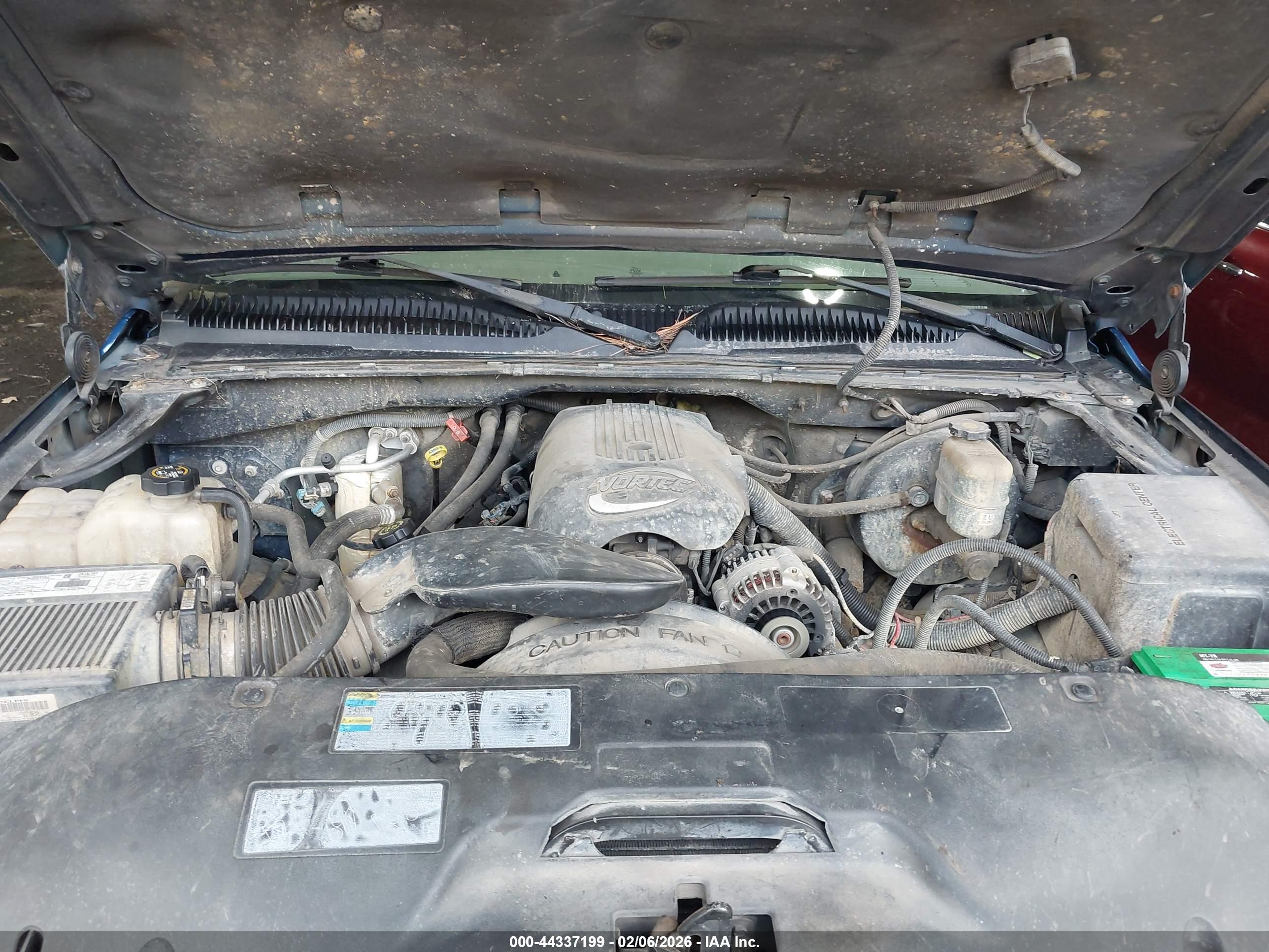 CHEVROLET SILVERADO image 10