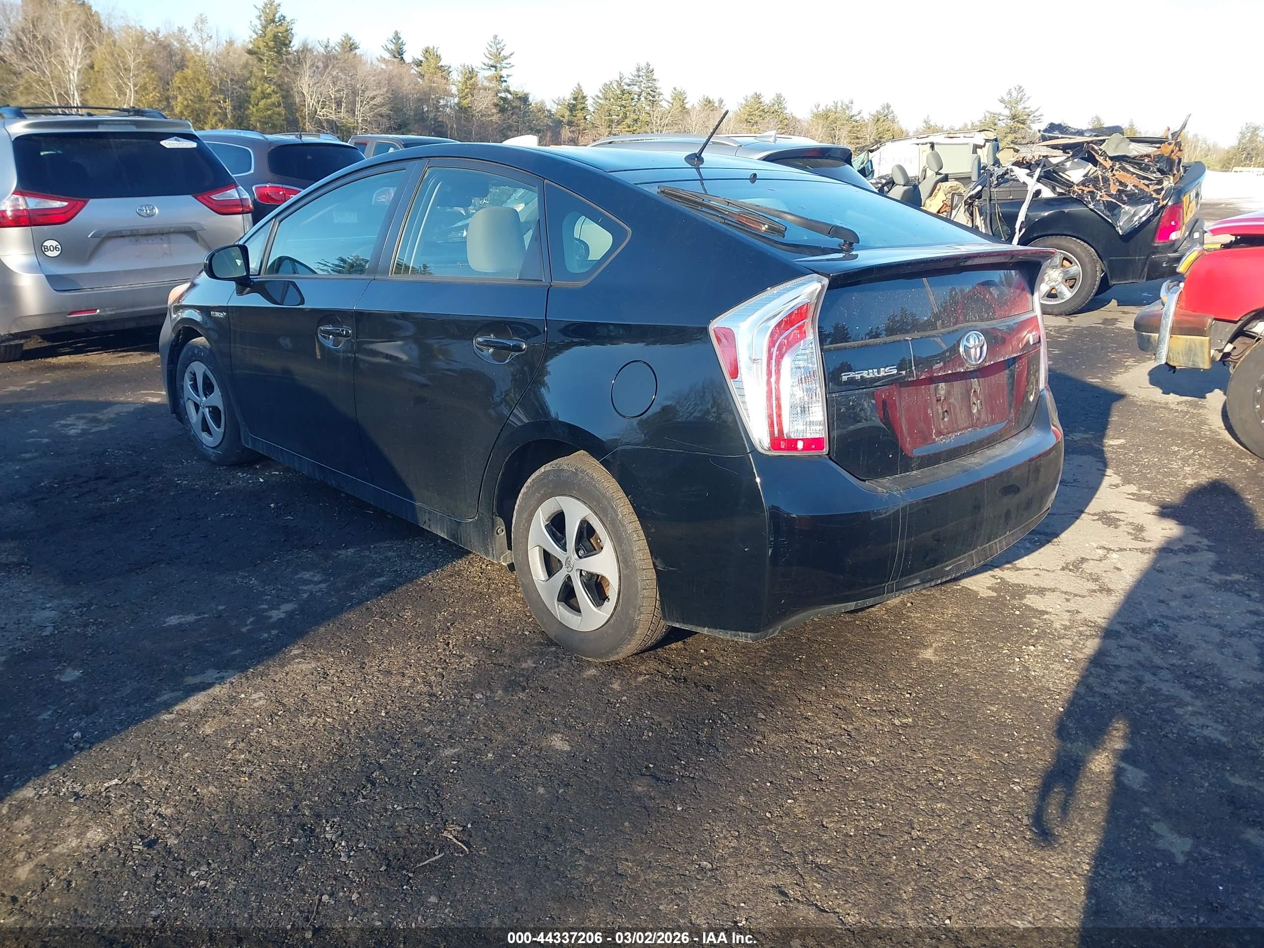 TOYOTA PRIUS image 3