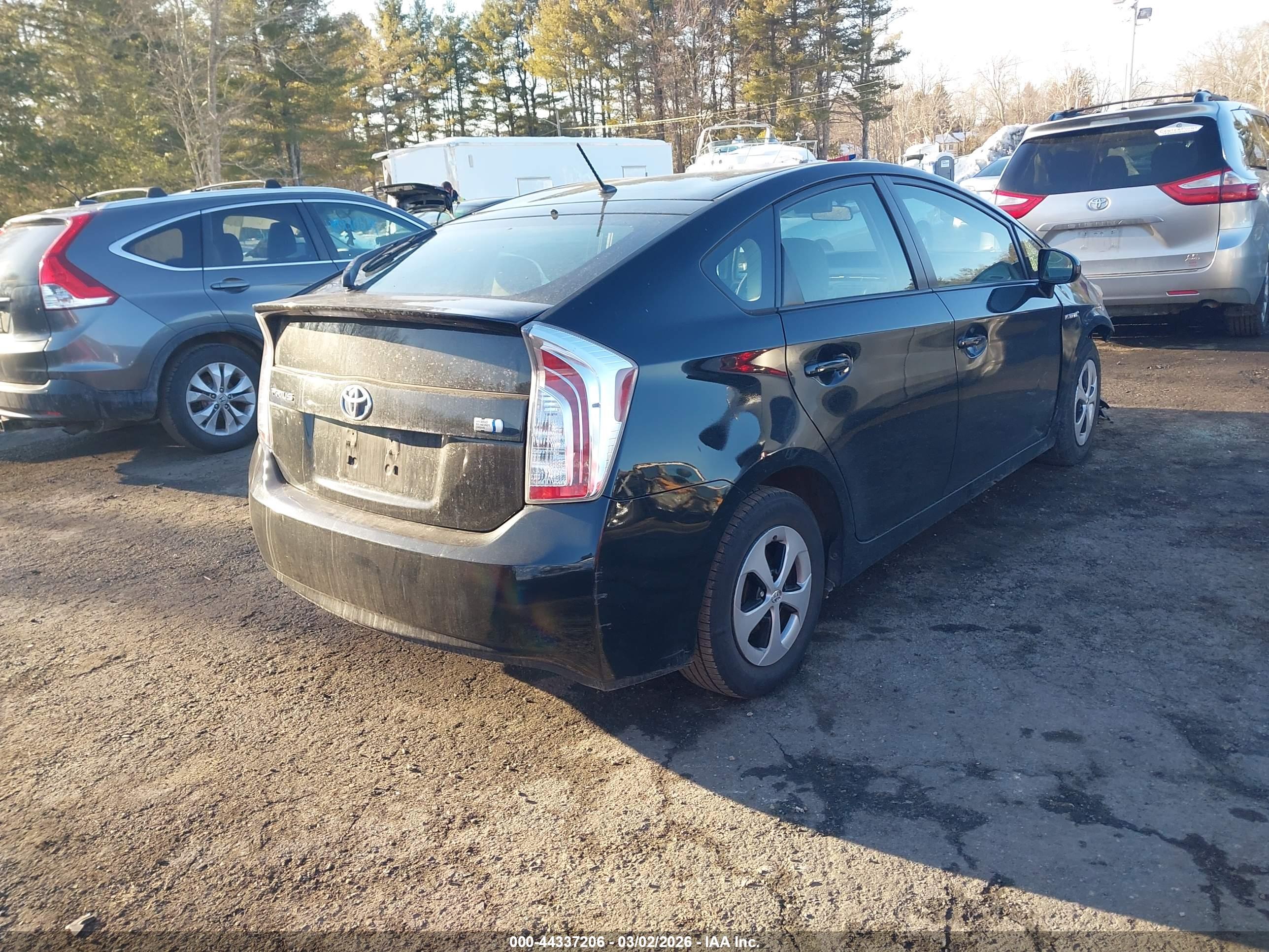 TOYOTA PRIUS image 4