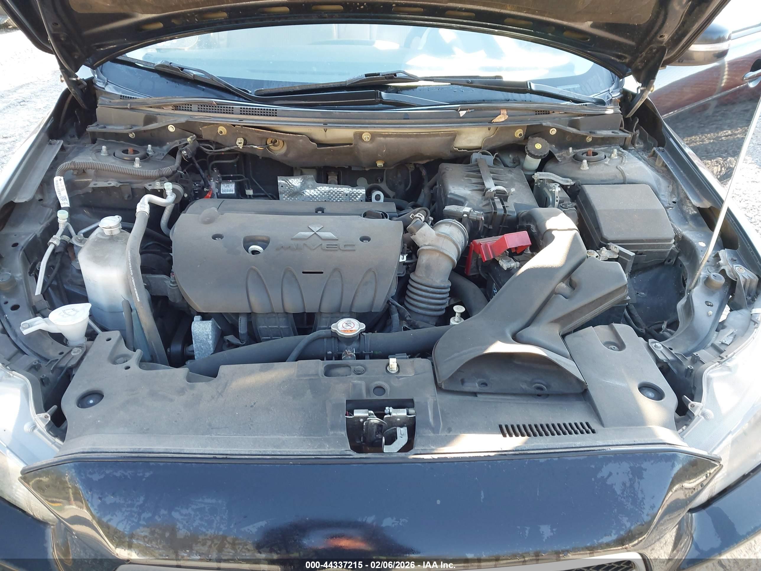 MITSUBISHI LANCER image 10