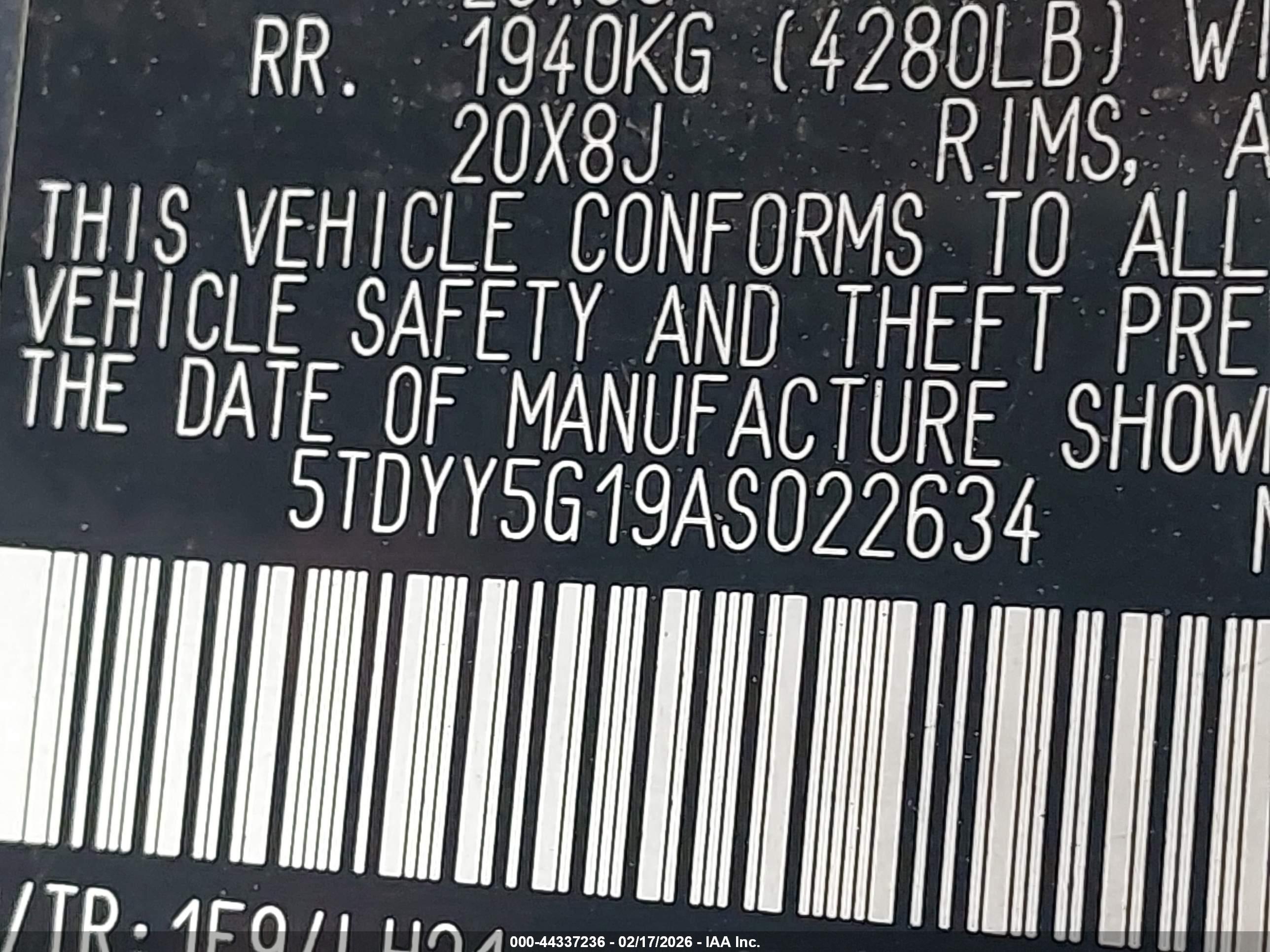 TOYOTA SEQUOIA image 9