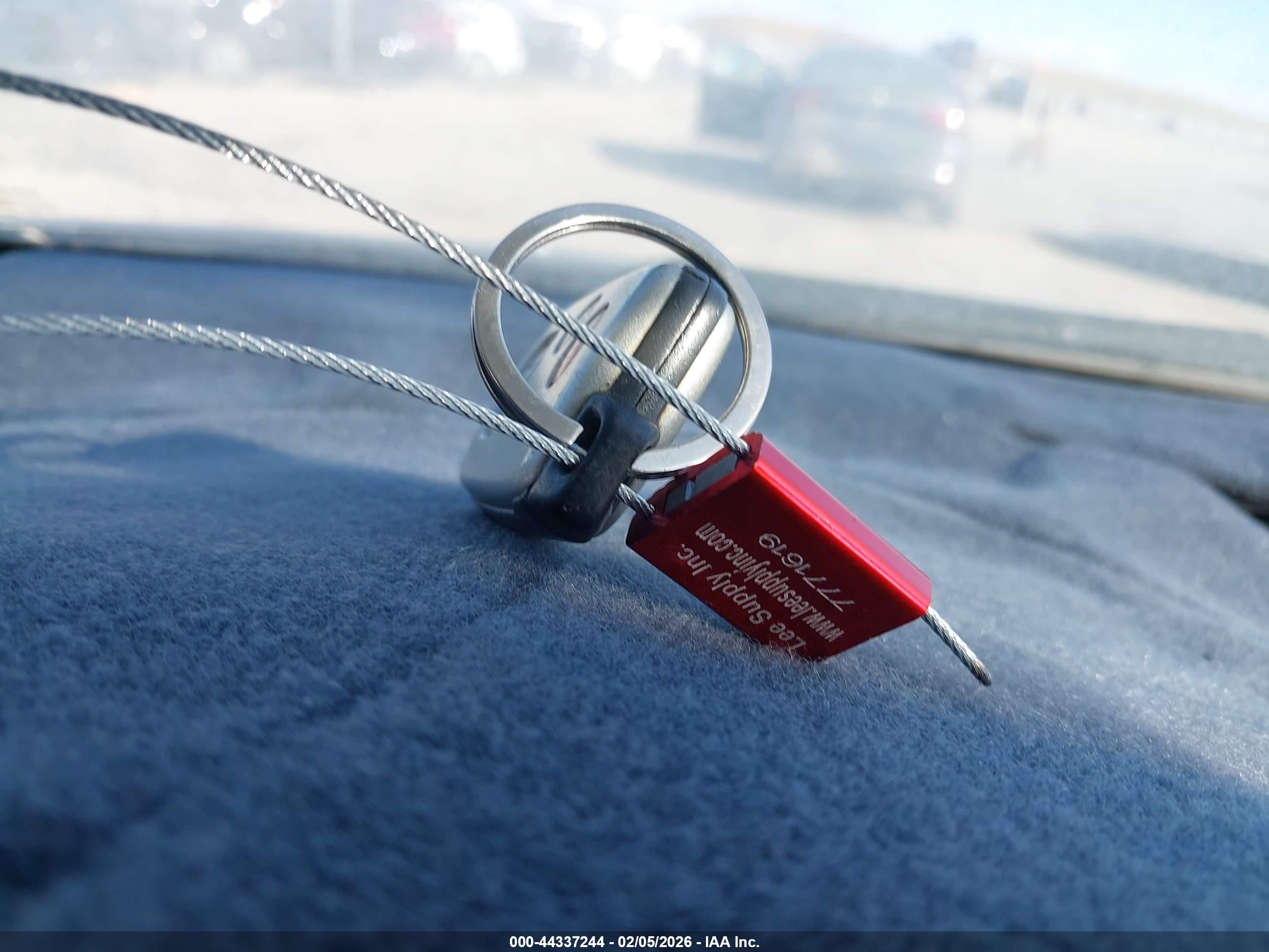 TOYOTA CAMRY image 11
