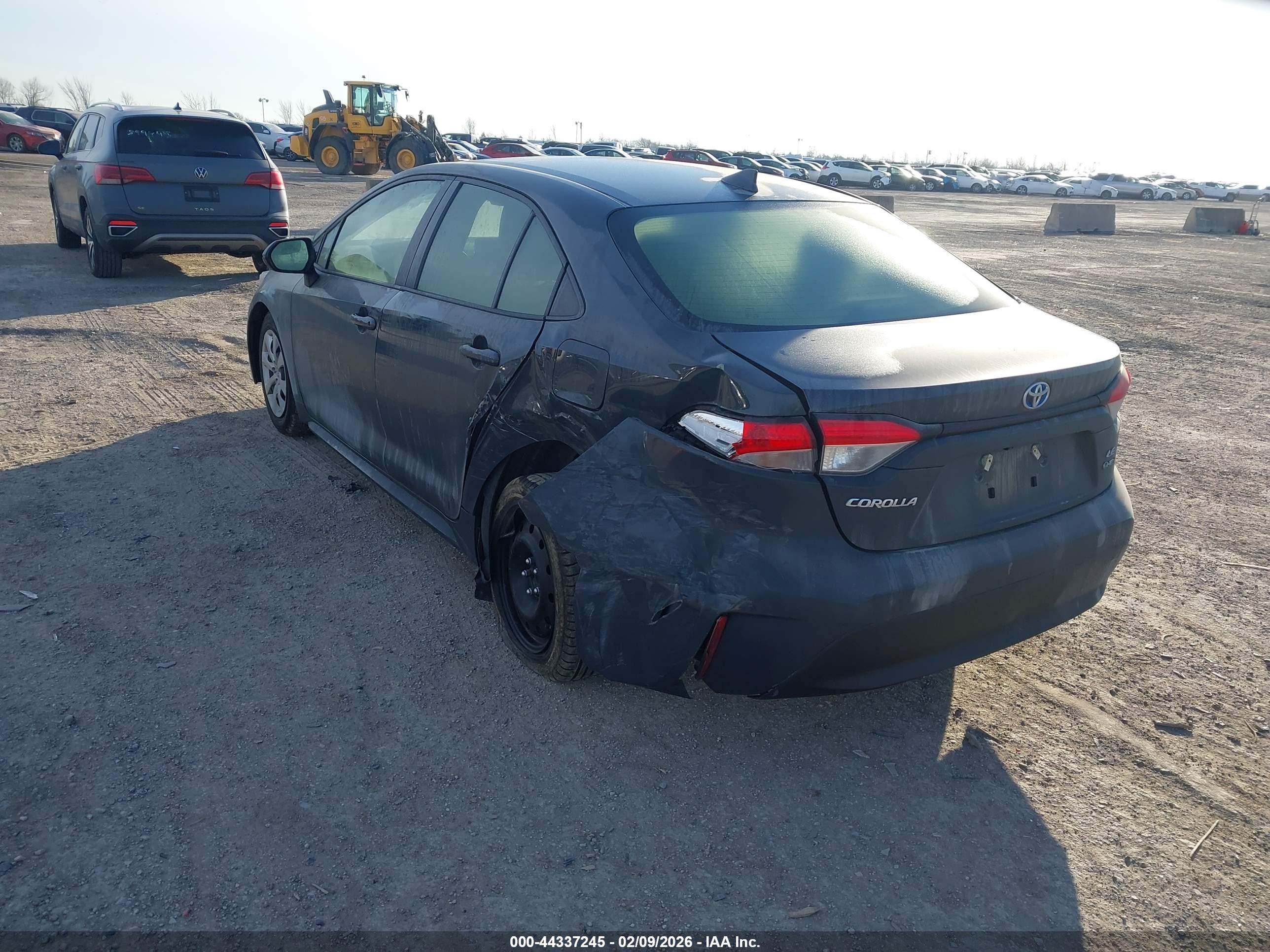 TOYOTA COROLLA image 6