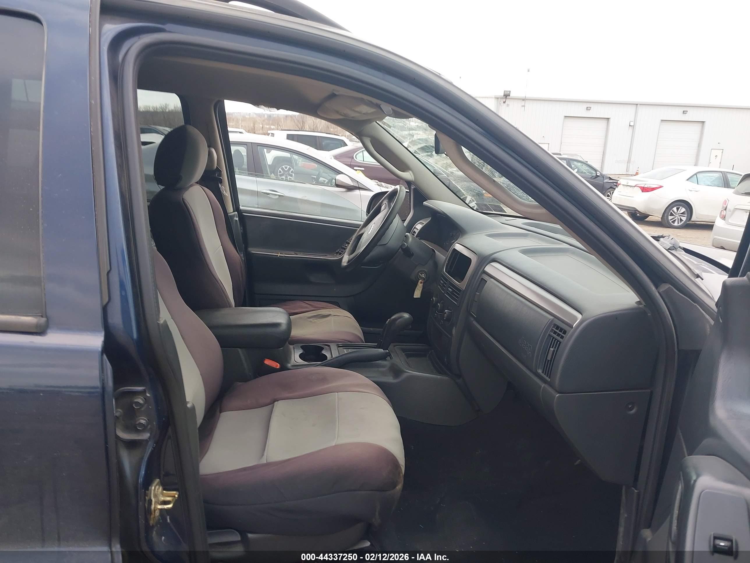 JEEP GRAND image 5
