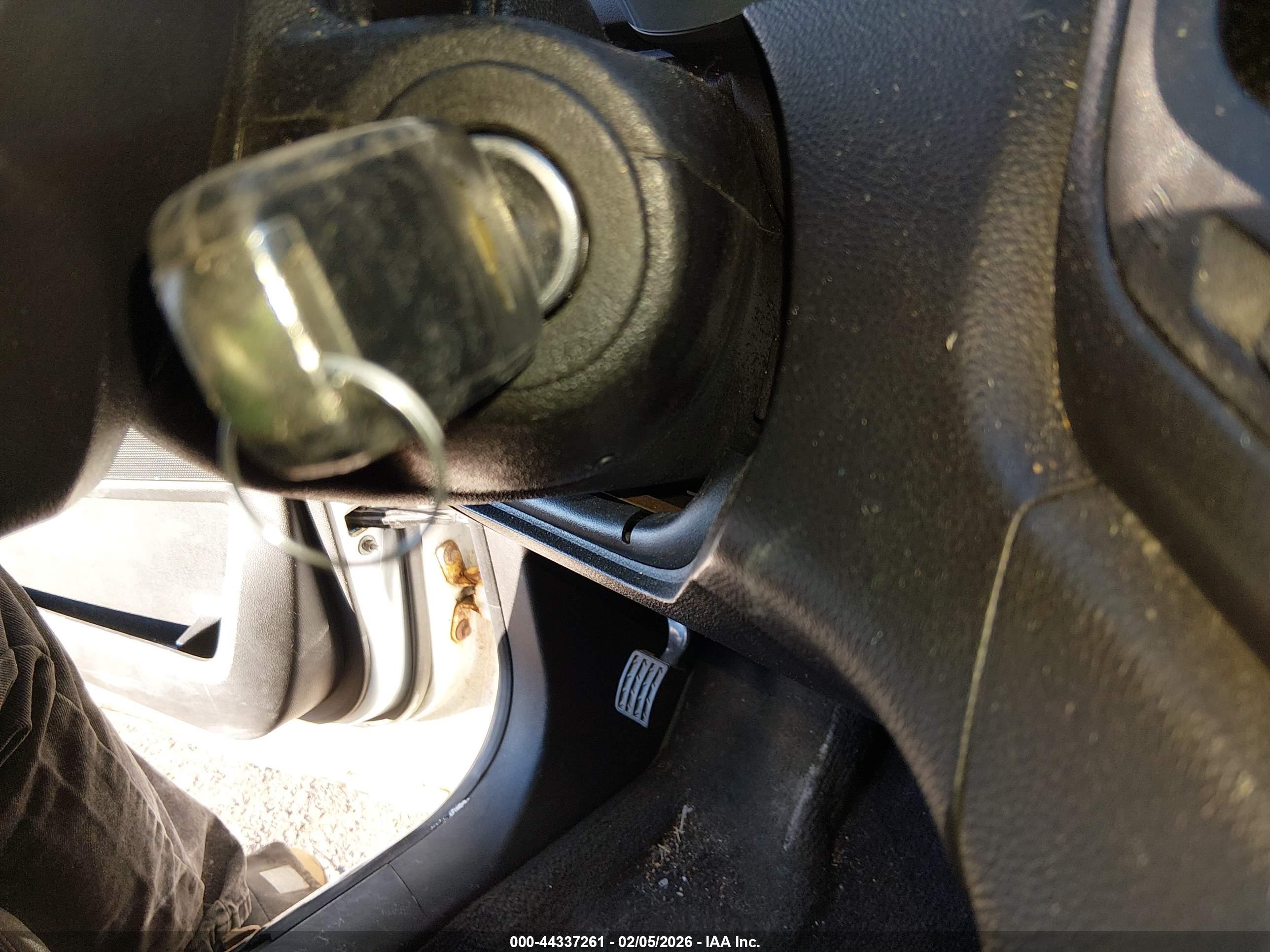 CHEVROLET EQUINOX image 11