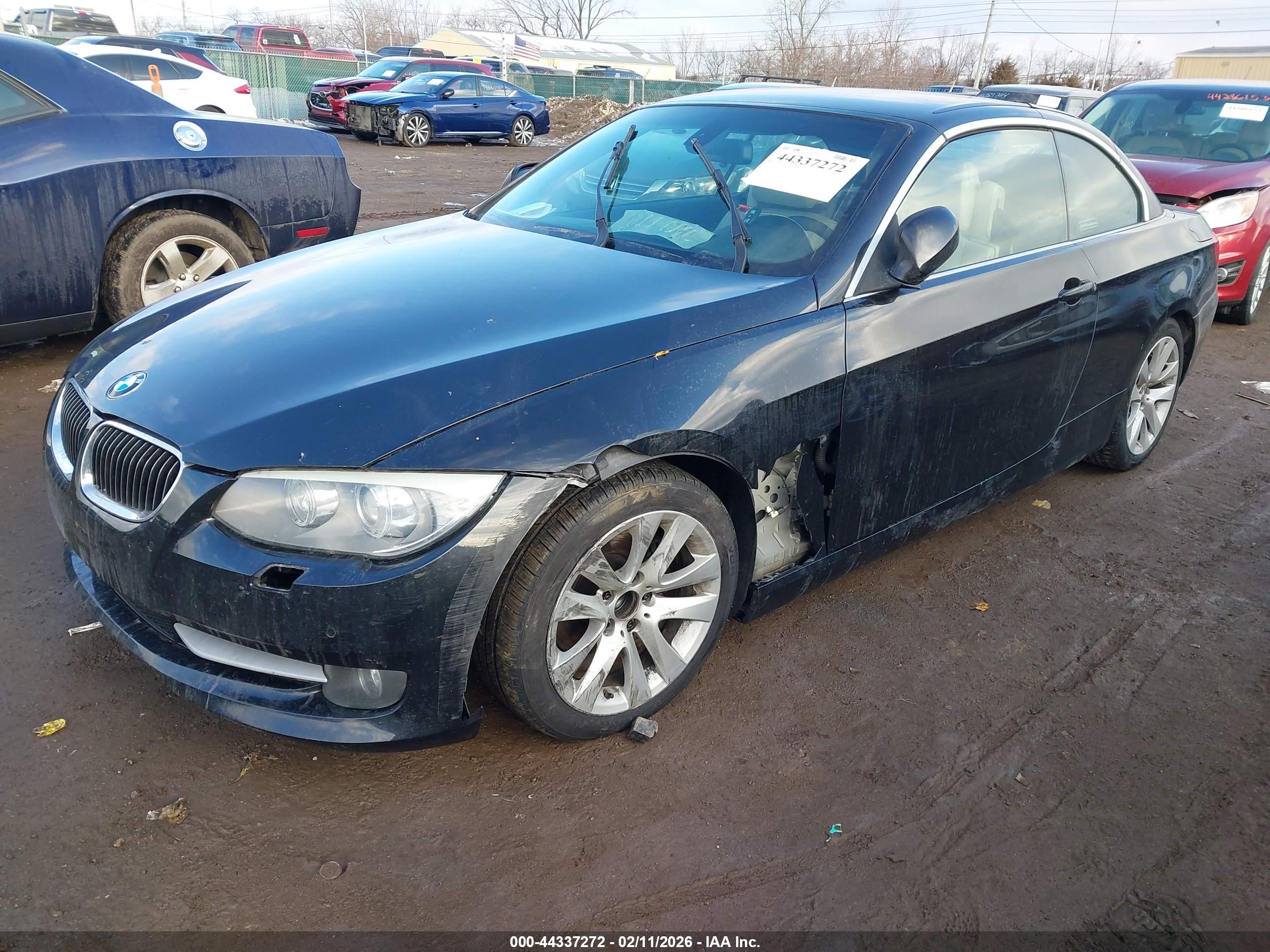 BMW 328I image 2