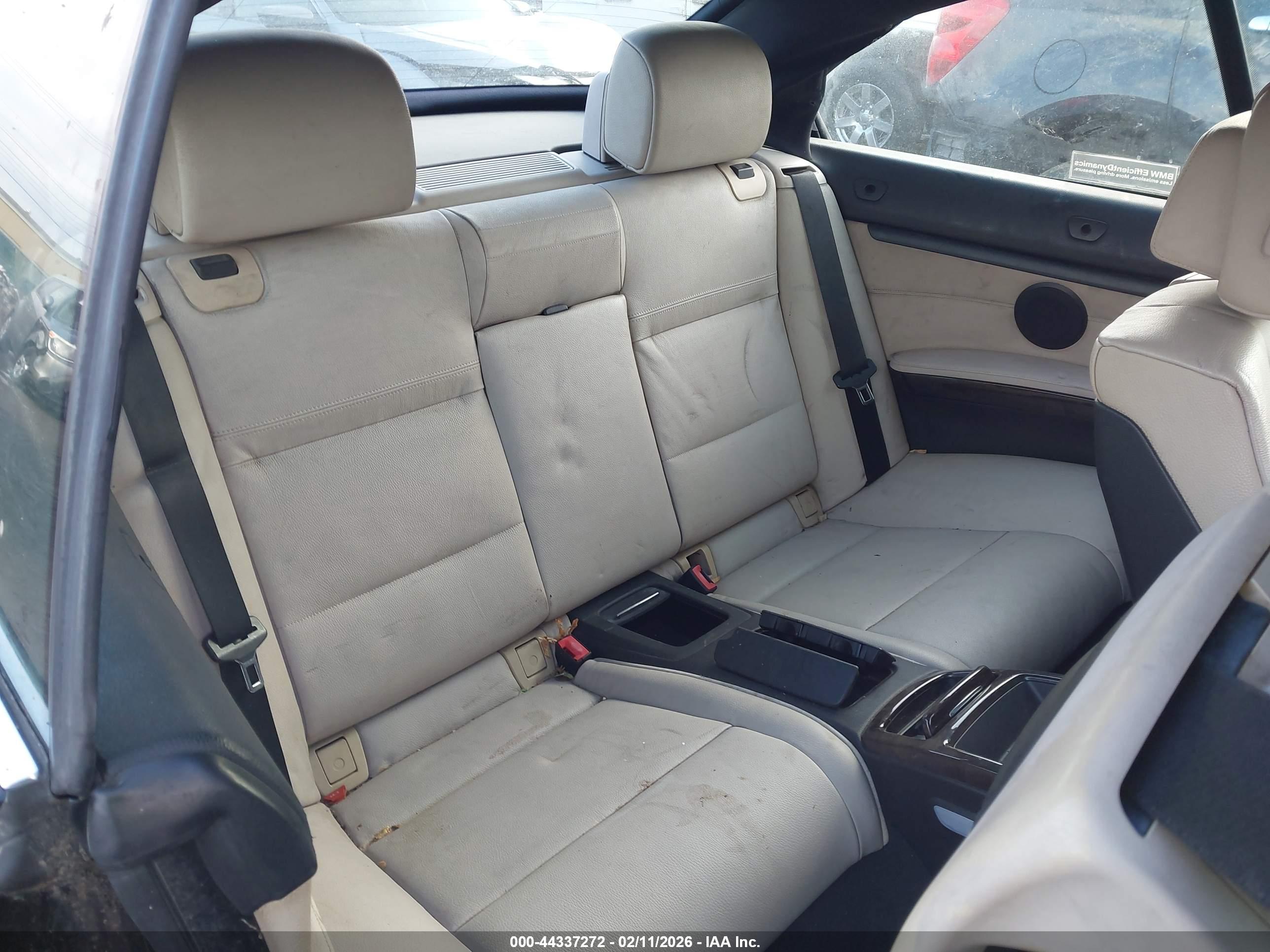 BMW 328I image 8