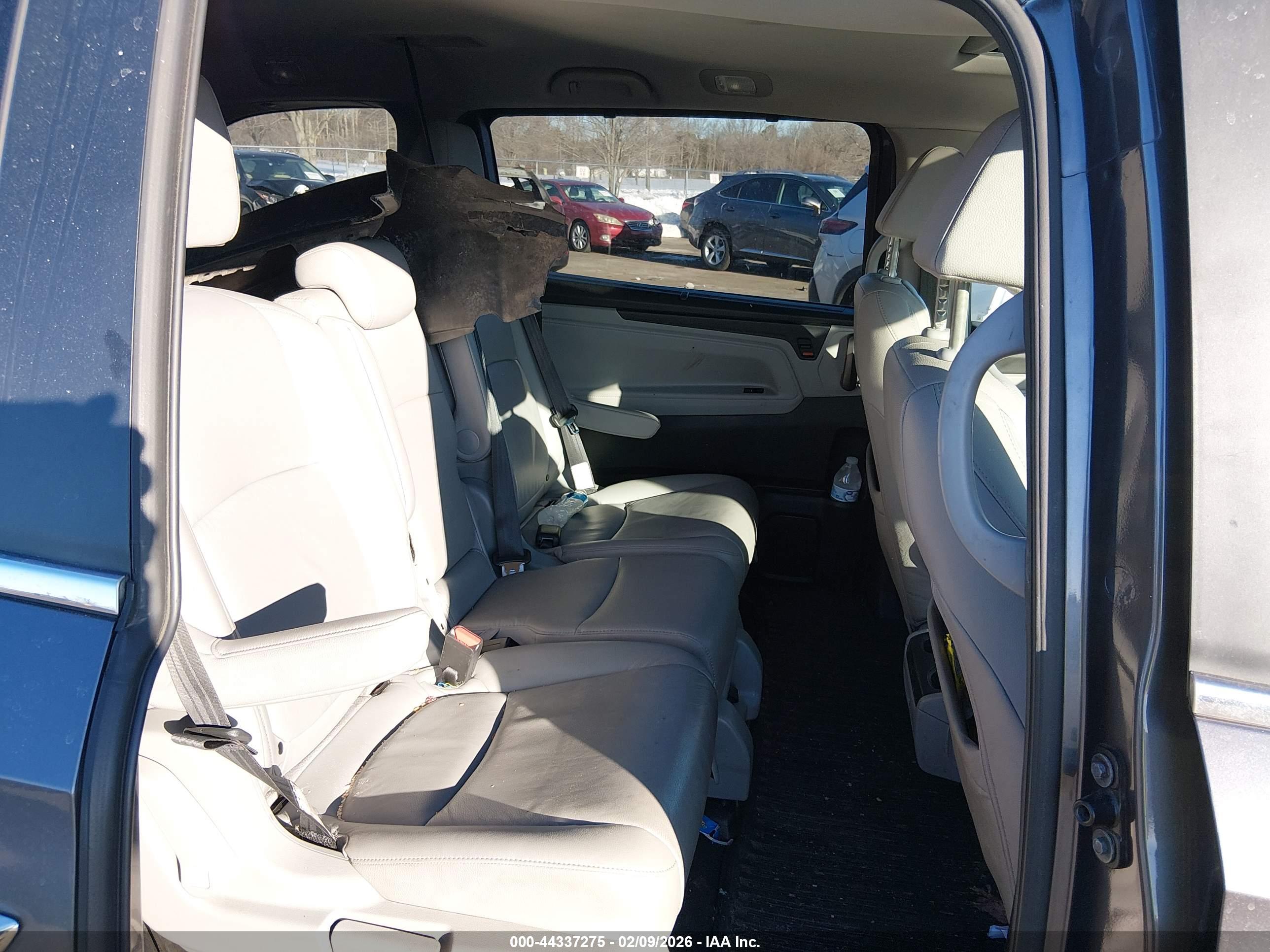 HONDA ODYSSEY image 8