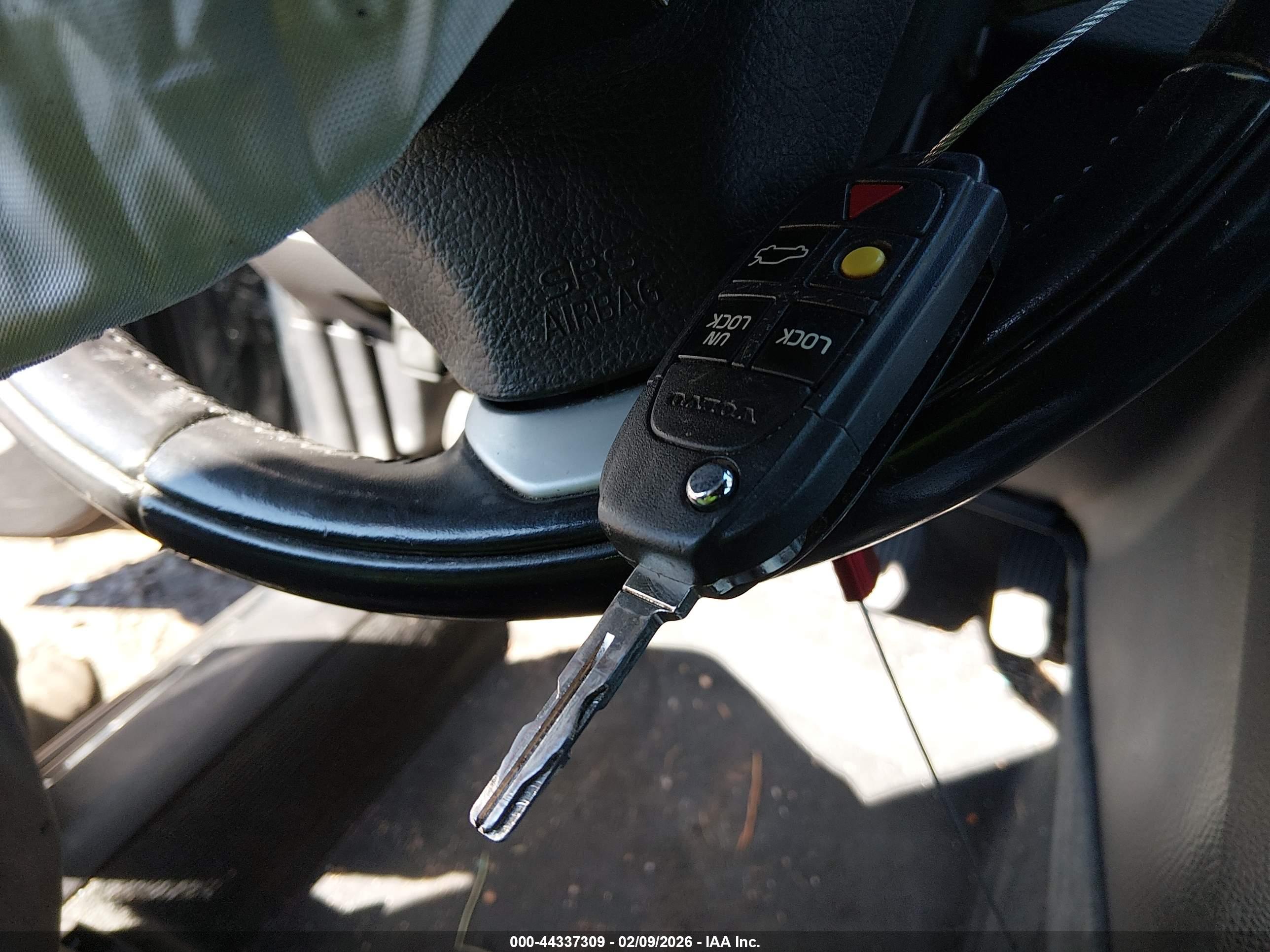 VOLVO XC90 image 11