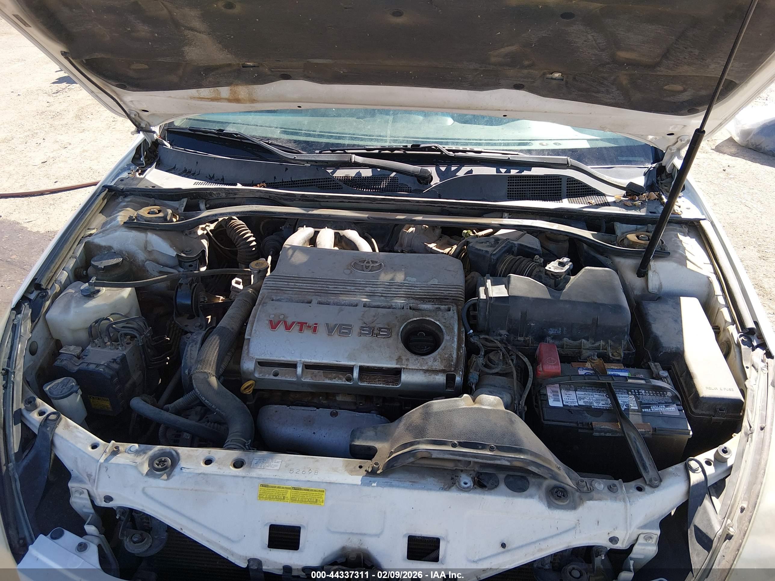 TOYOTA CAMRY image 10