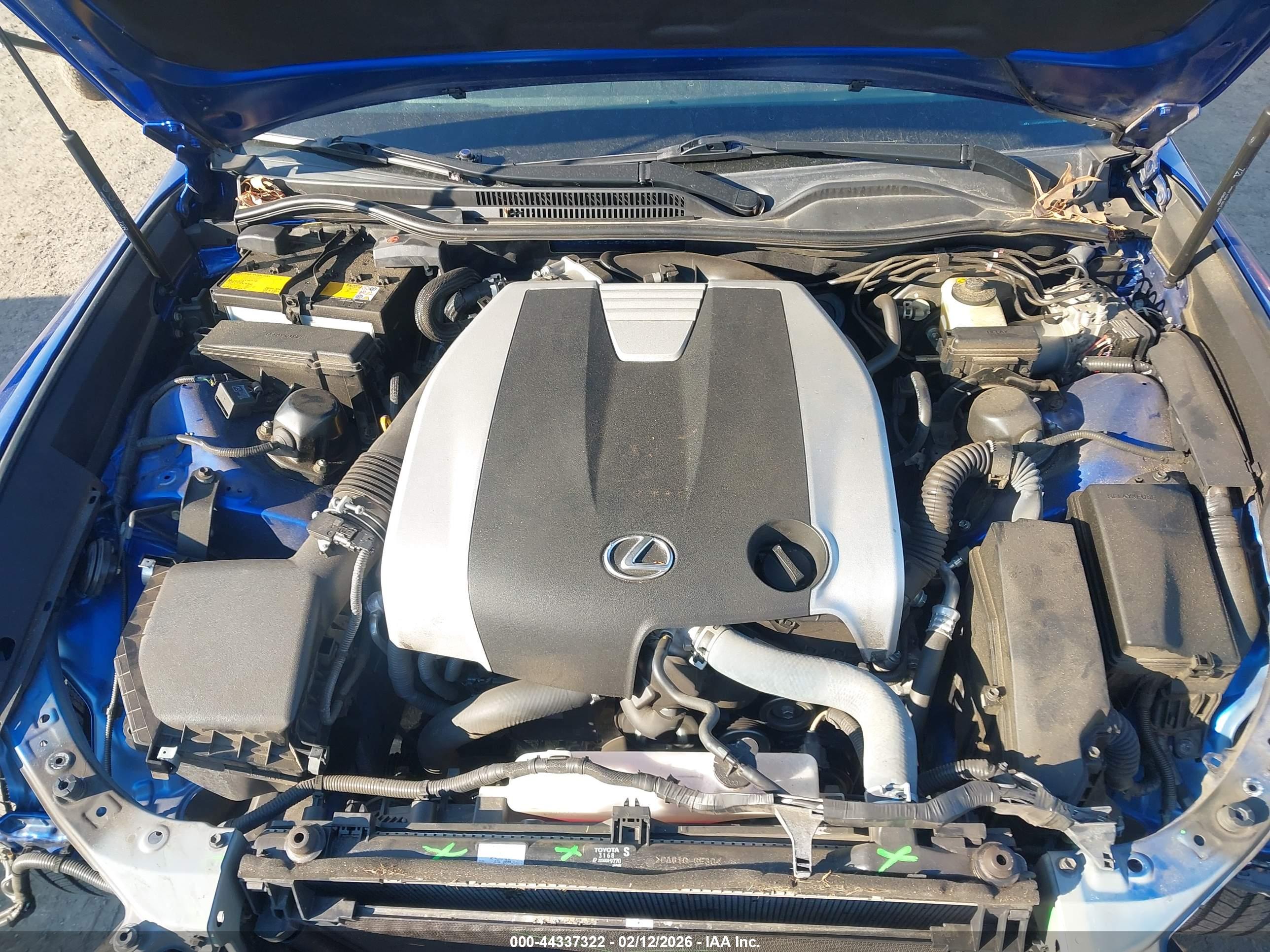 LEXUS RC image 10