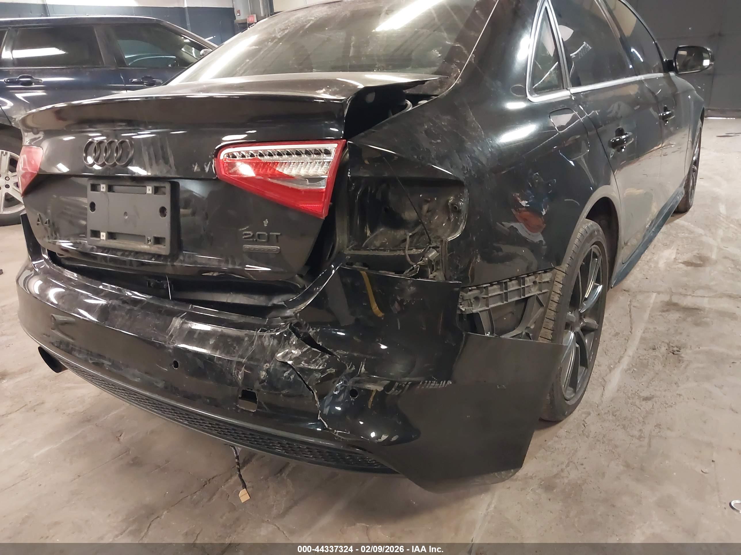 AUDI A4 image 6