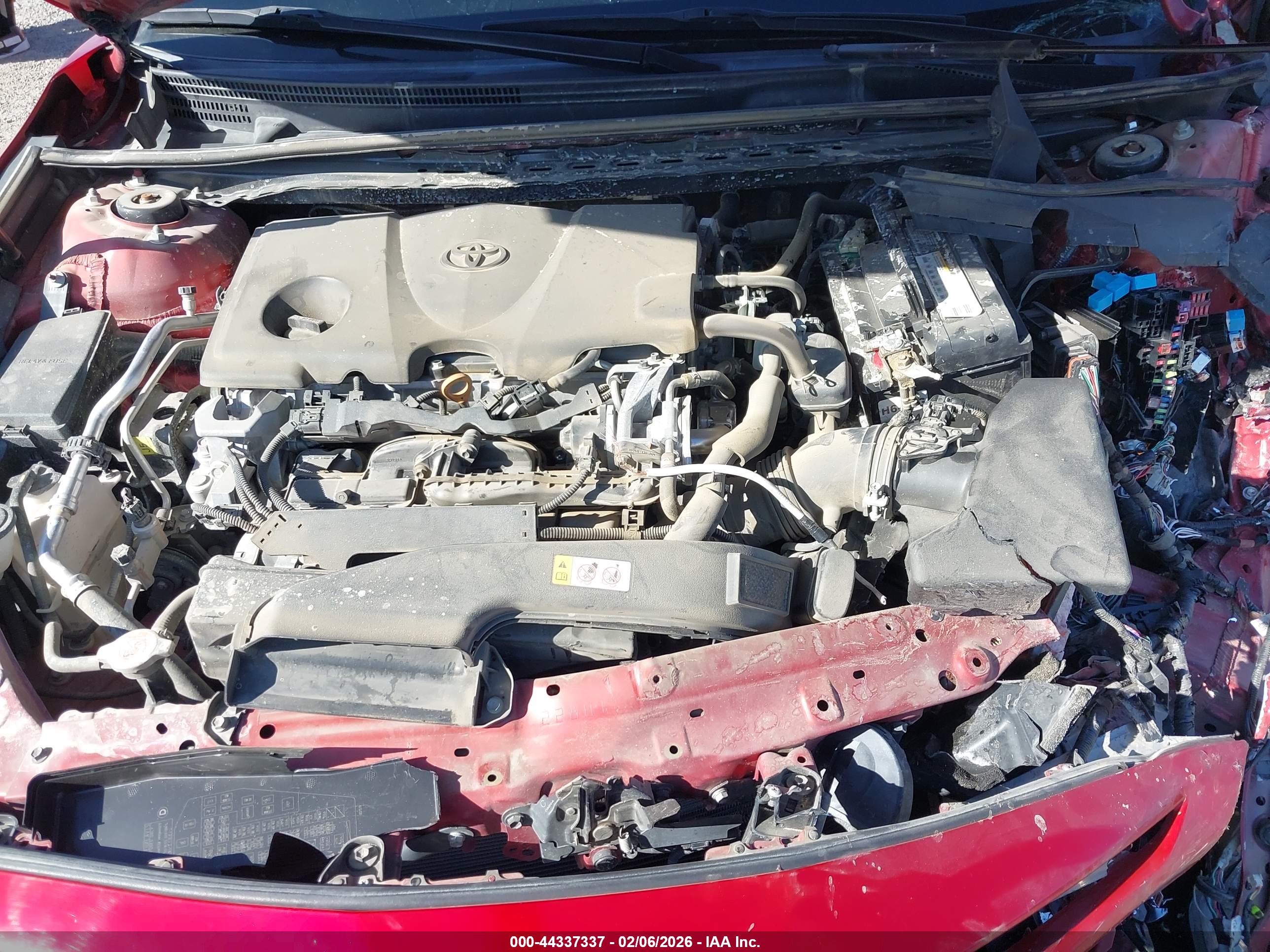TOYOTA CAMRY image 10