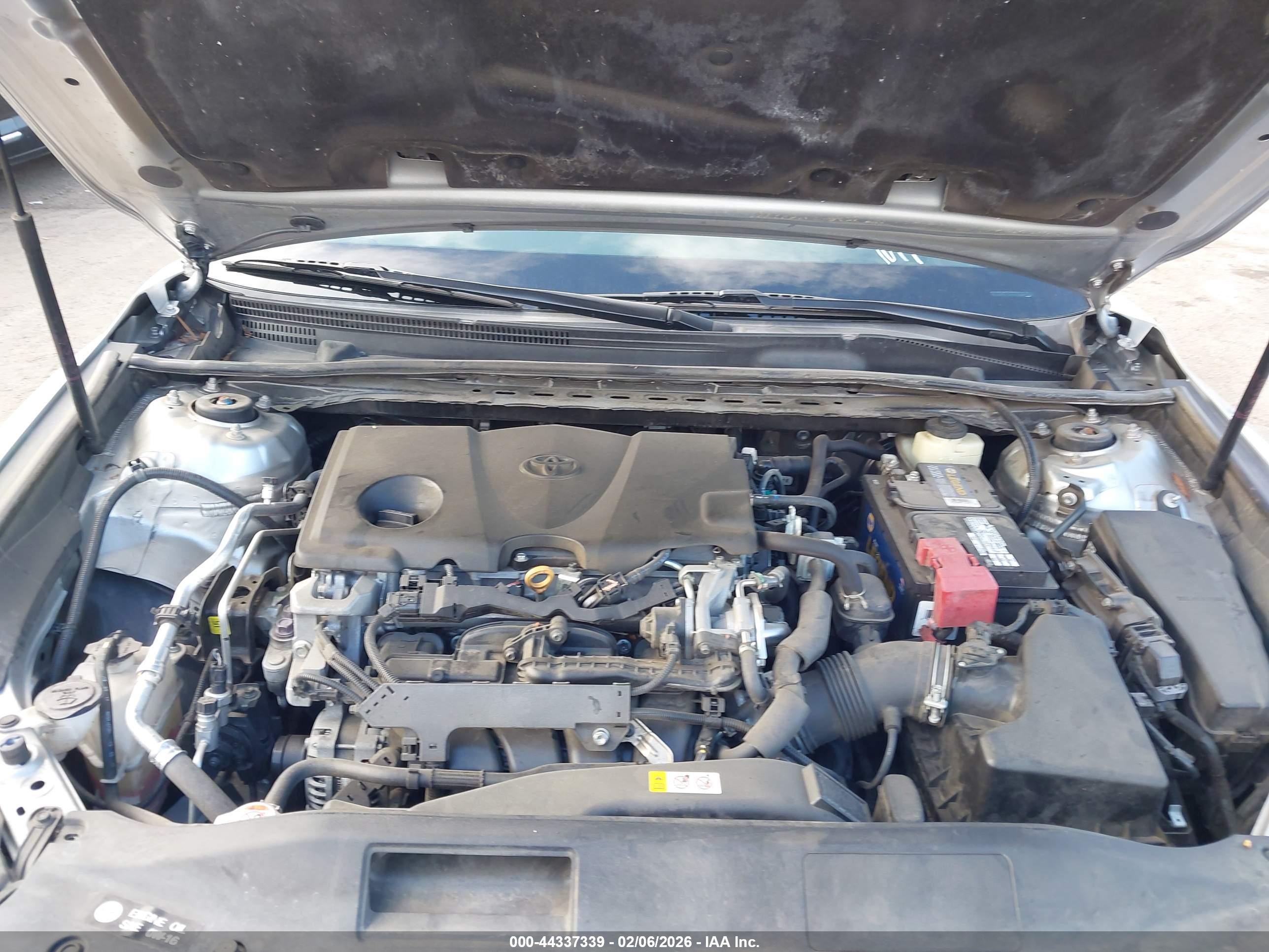 TOYOTA CAMRY image 10