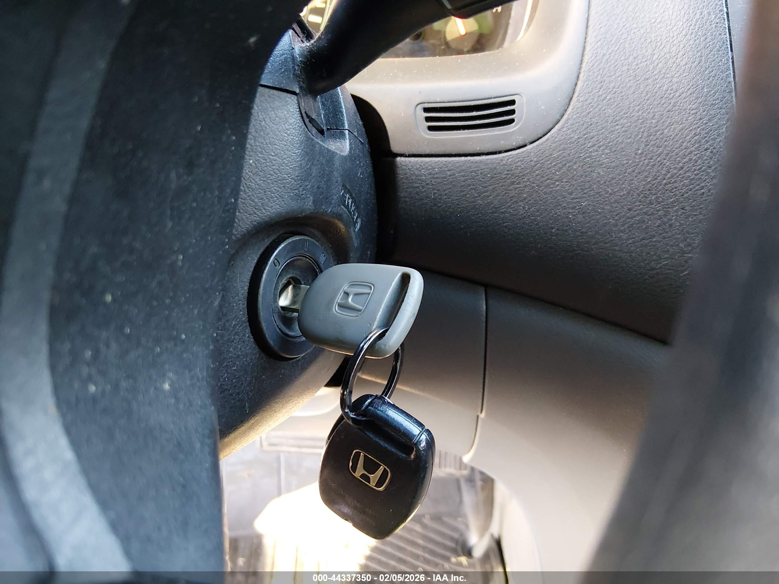 HONDA ACCORD image 11