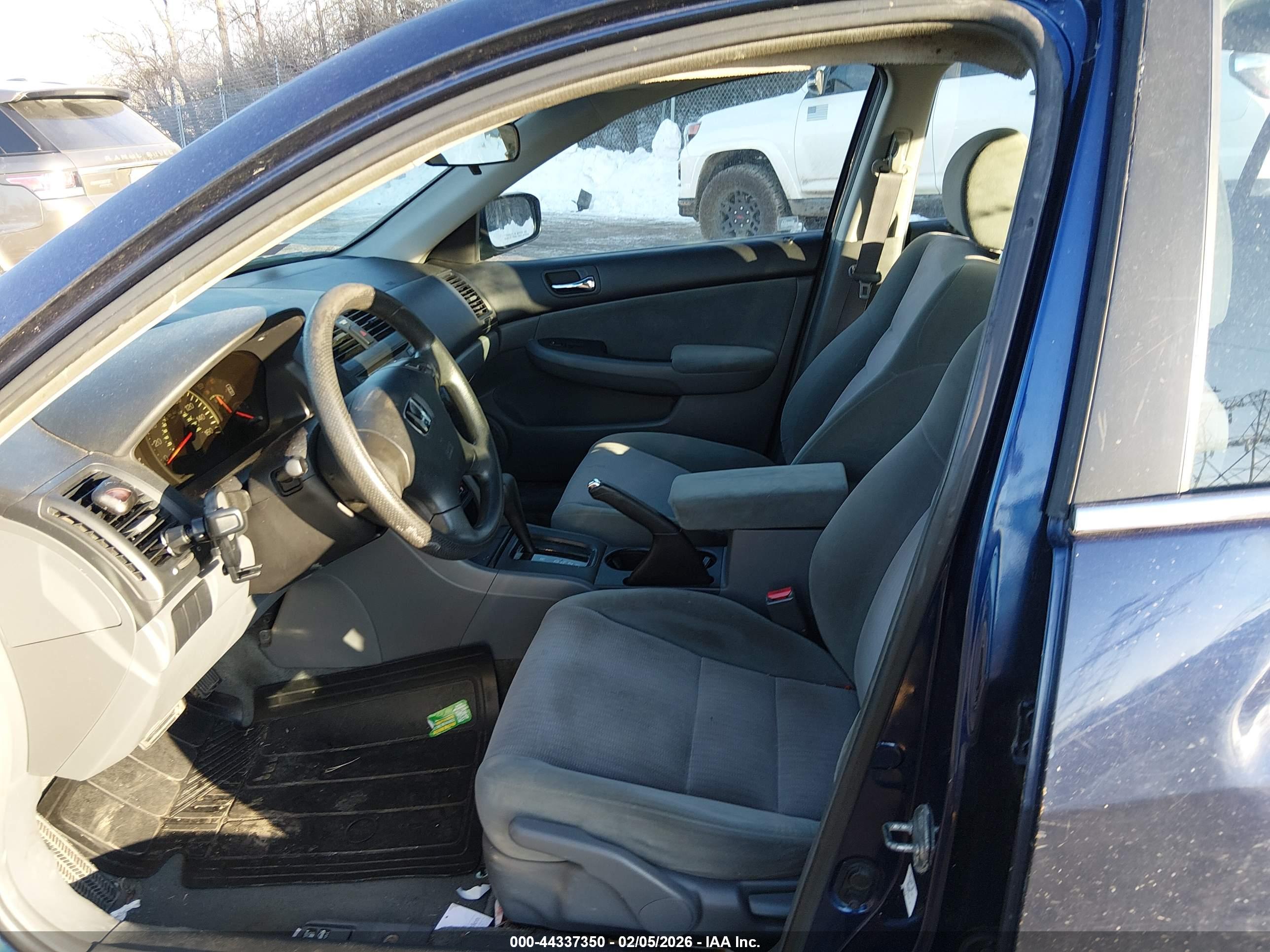 HONDA ACCORD image 5