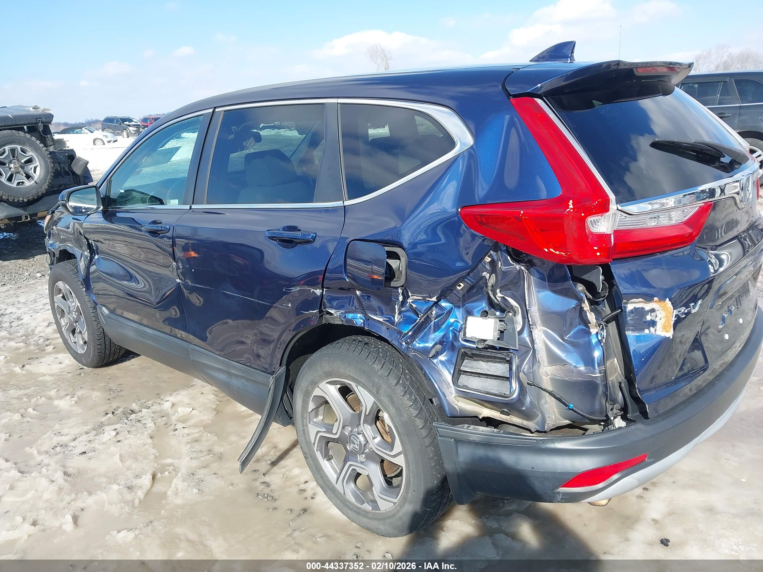 HONDA CR-V image 6
