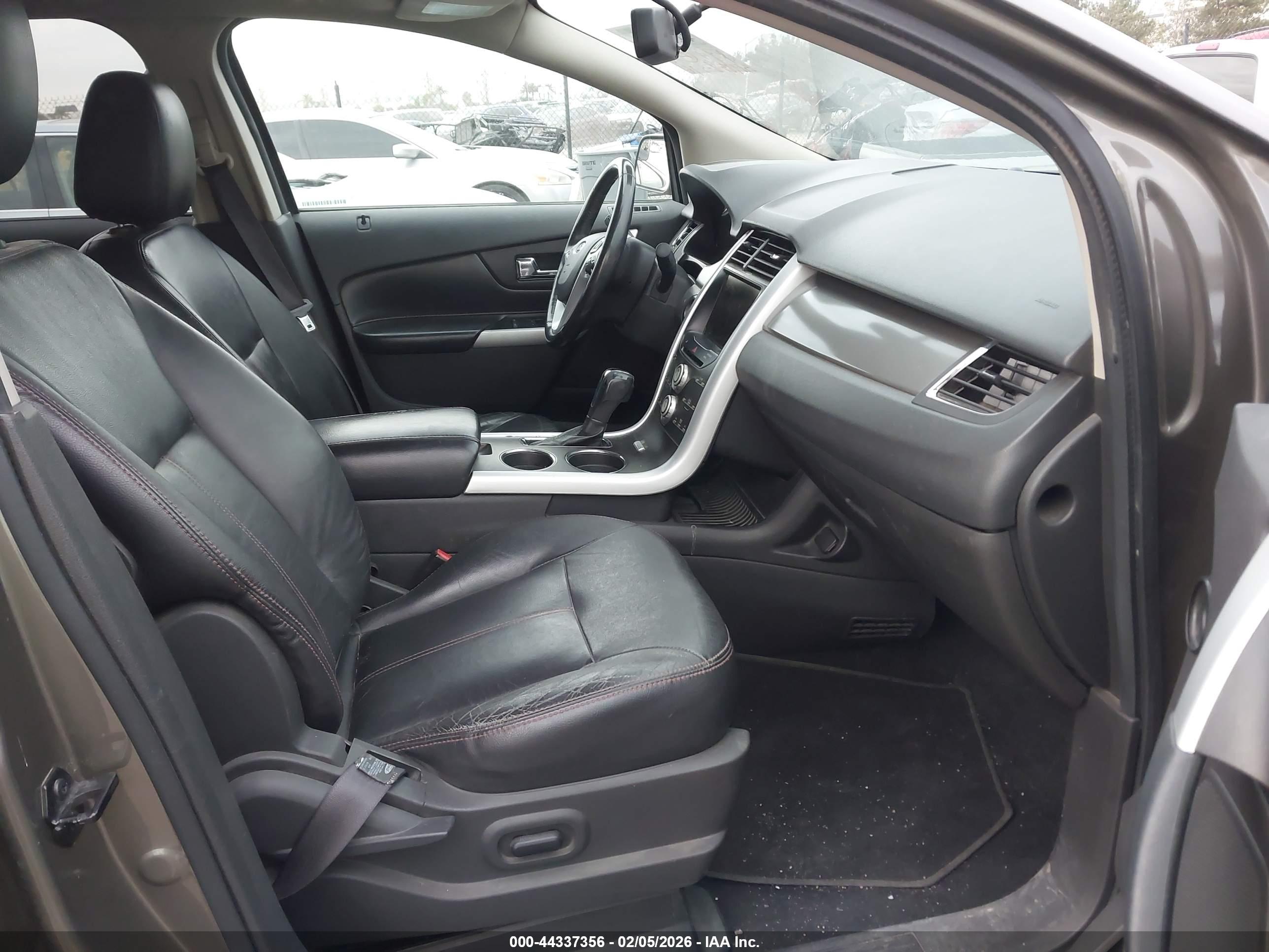 FORD EDGE image 5