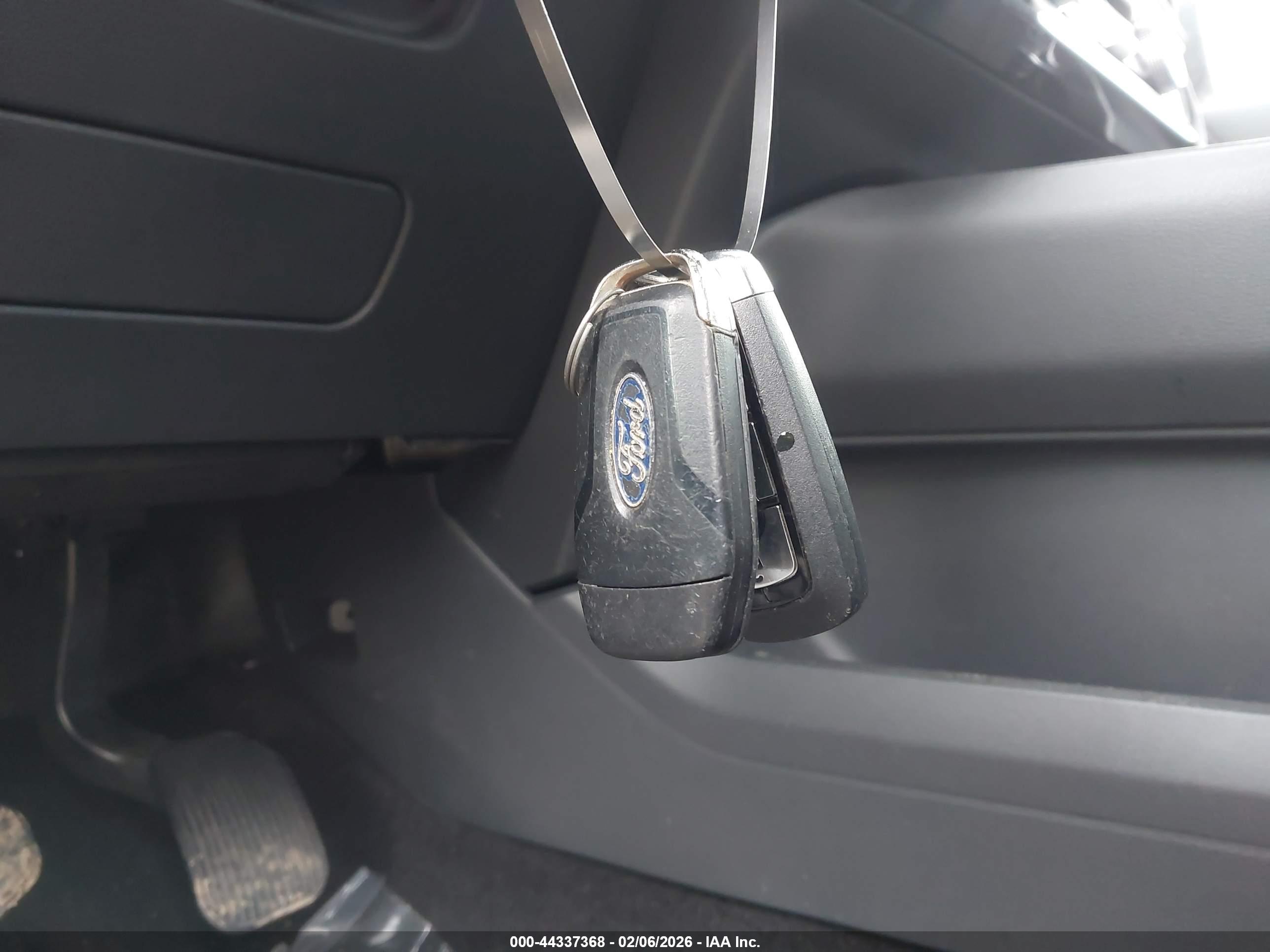 FORD EXPEDITION image 11