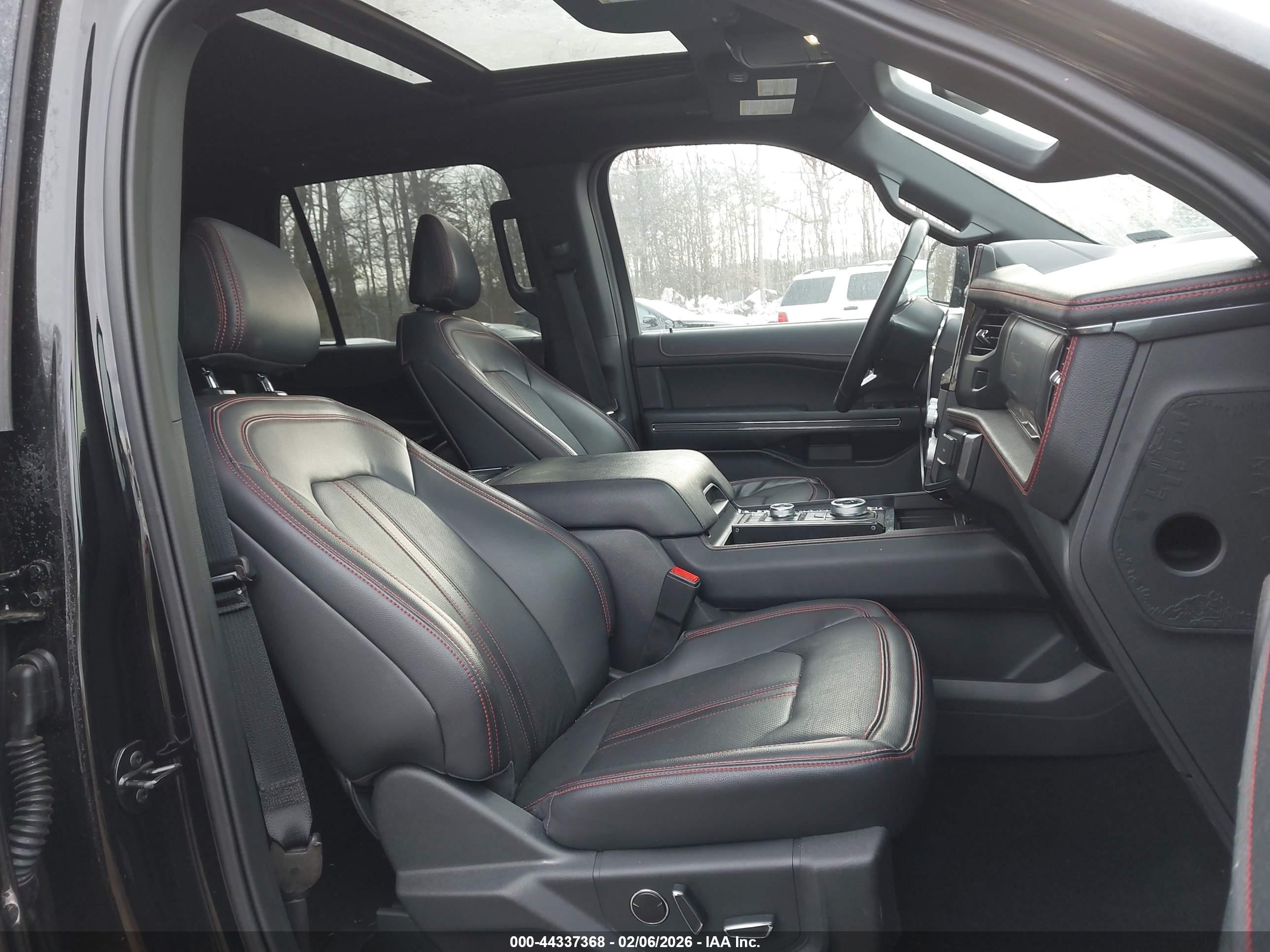 FORD EXPEDITION image 5