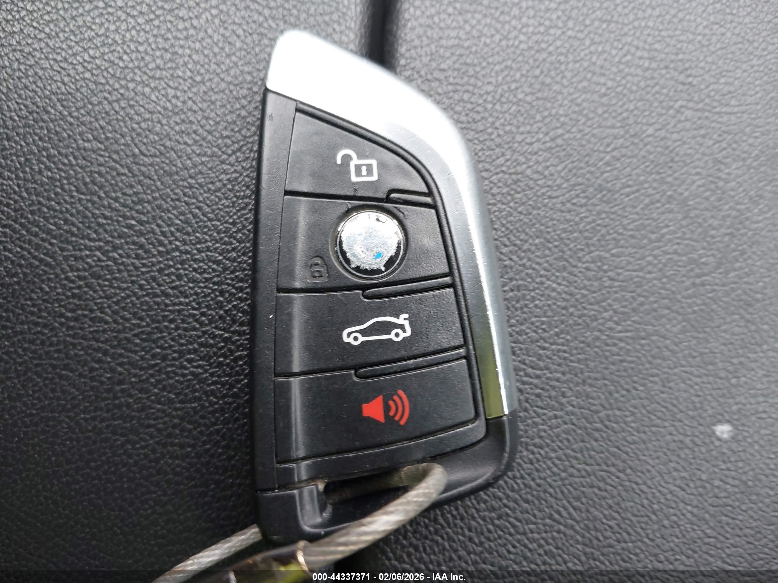 BMW 530I image 11