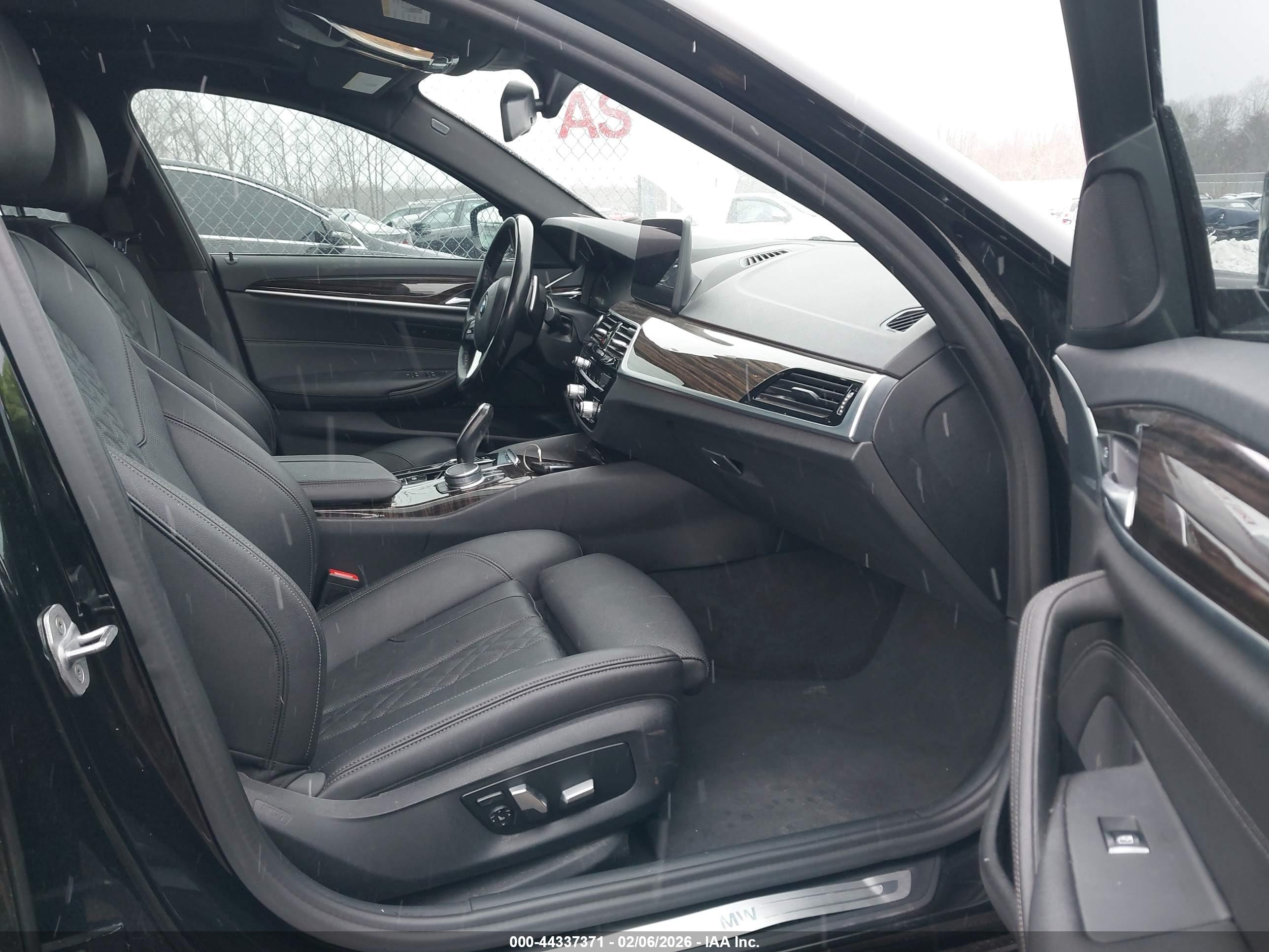 BMW 530I image 5