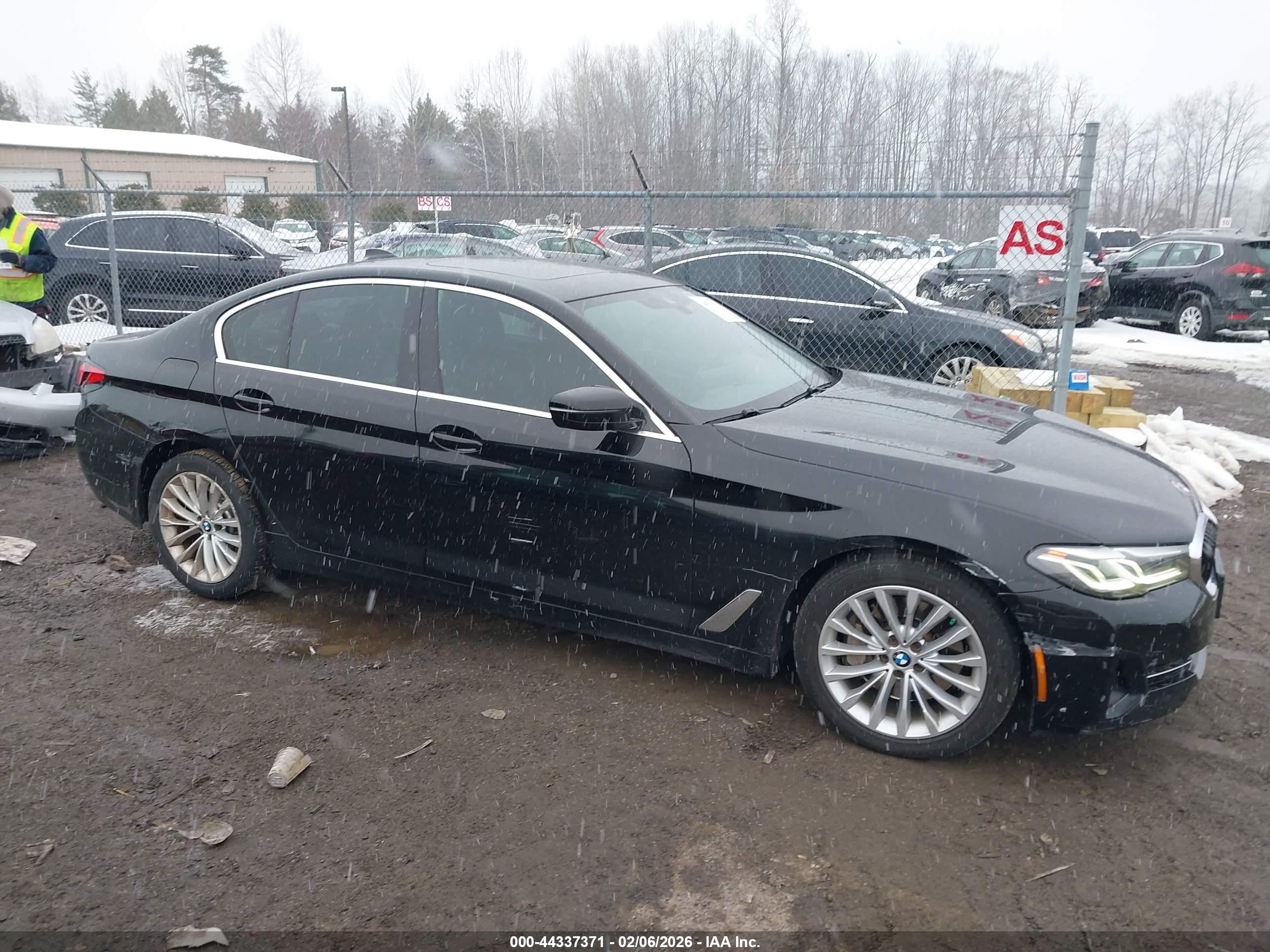 BMW 530I image 6