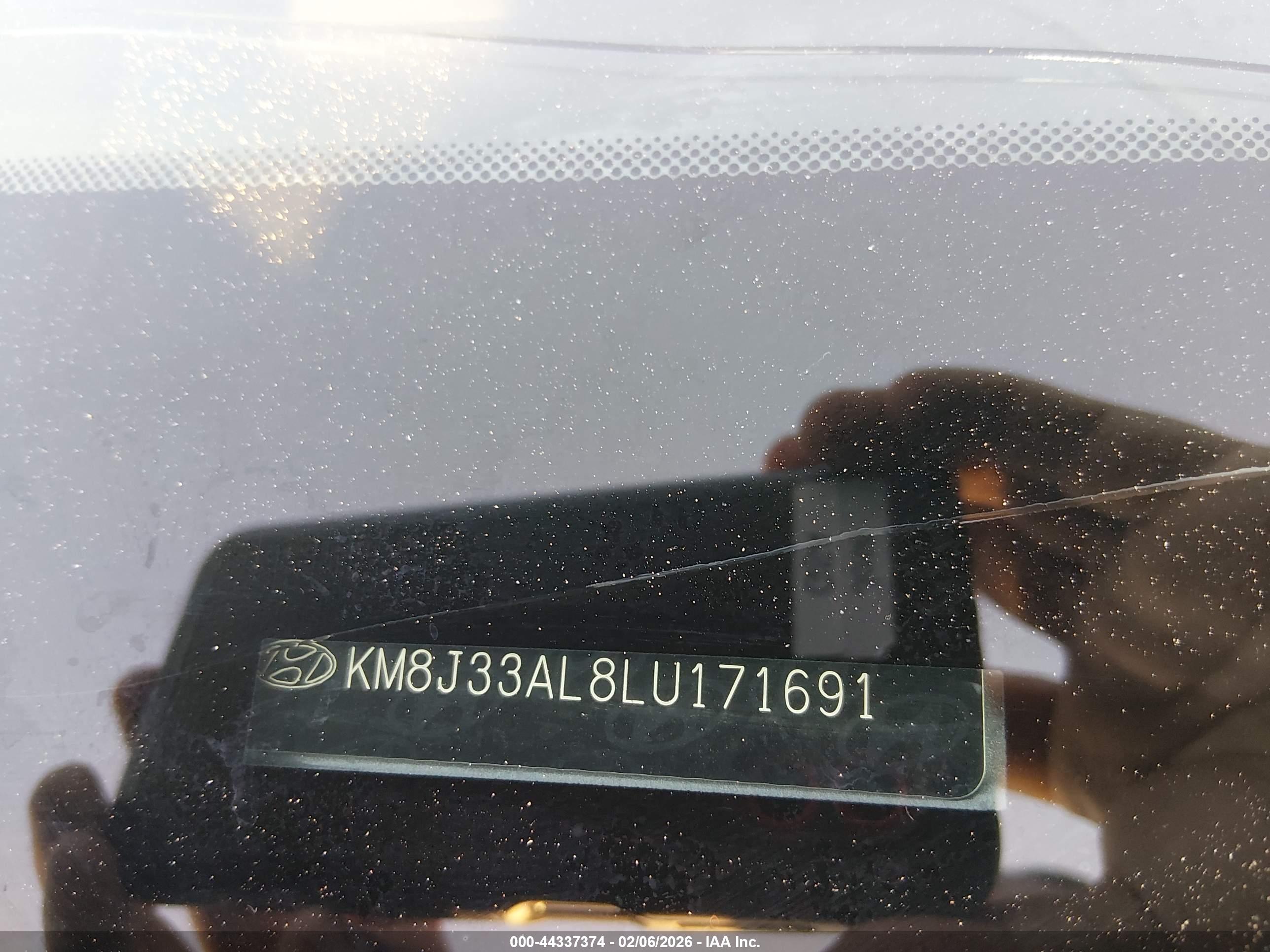 HYUNDAI TUCSON image 9