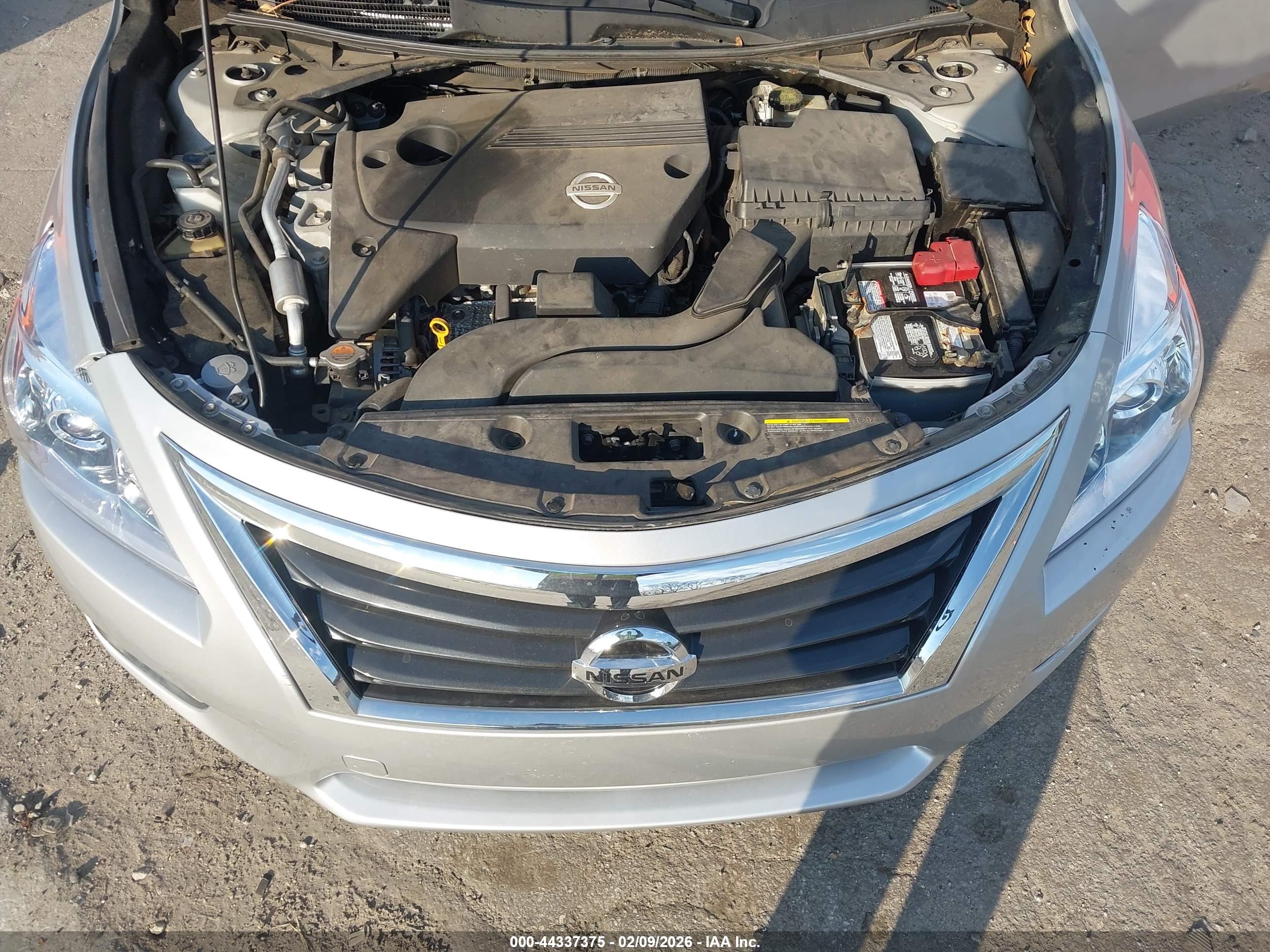 NISSAN ALTIMA image 10