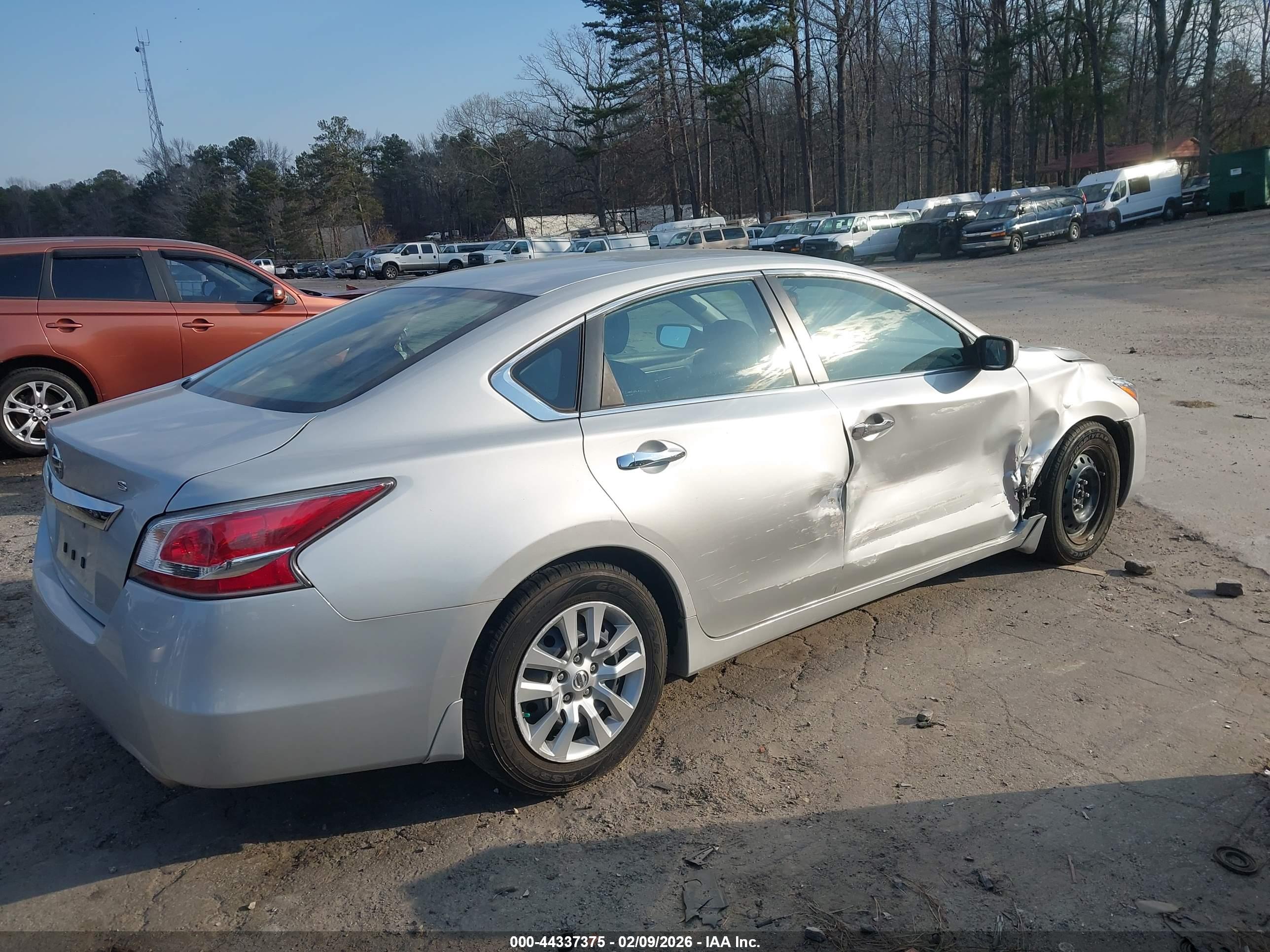 NISSAN ALTIMA image 4