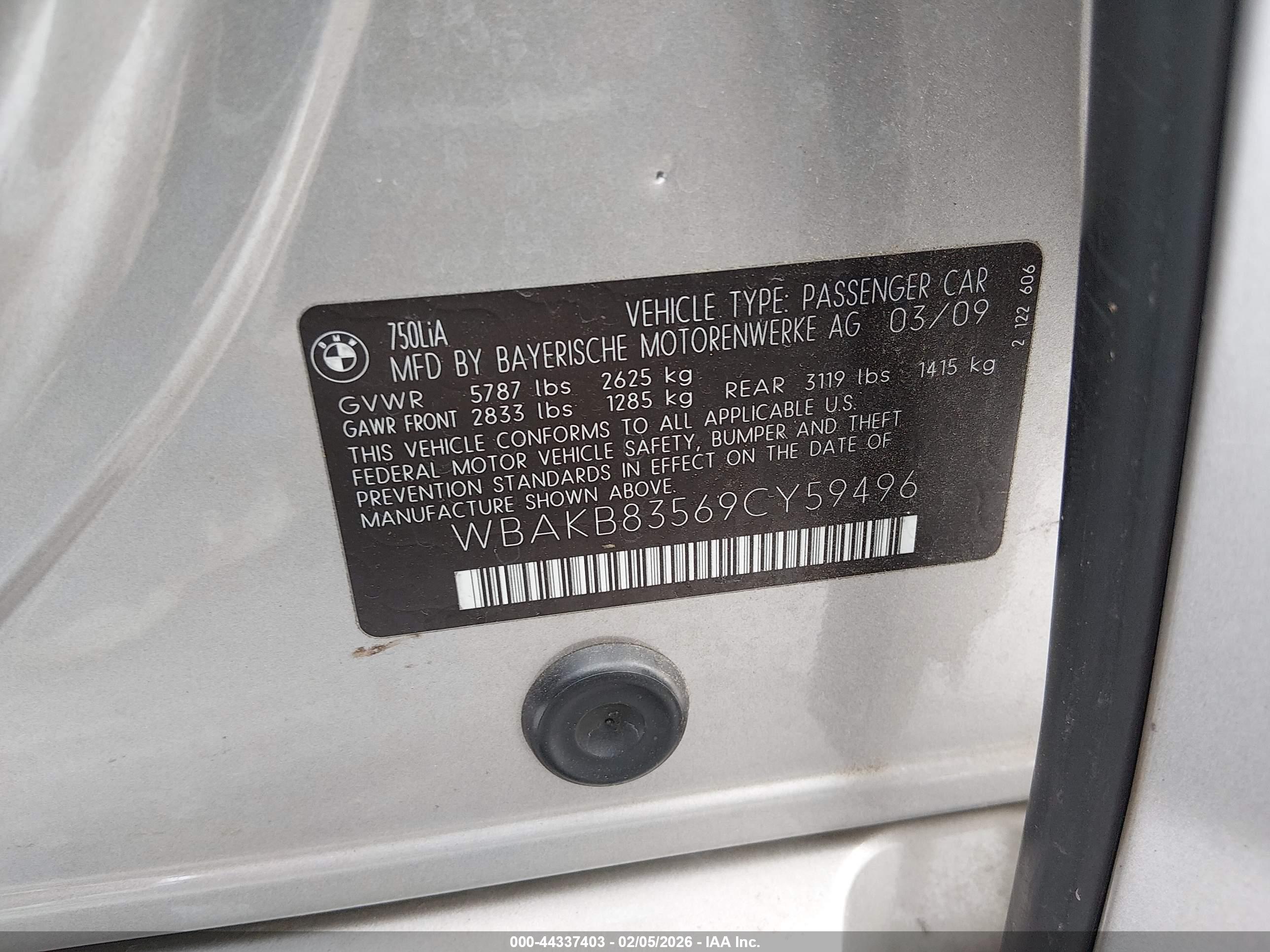 BMW 750LI image 9