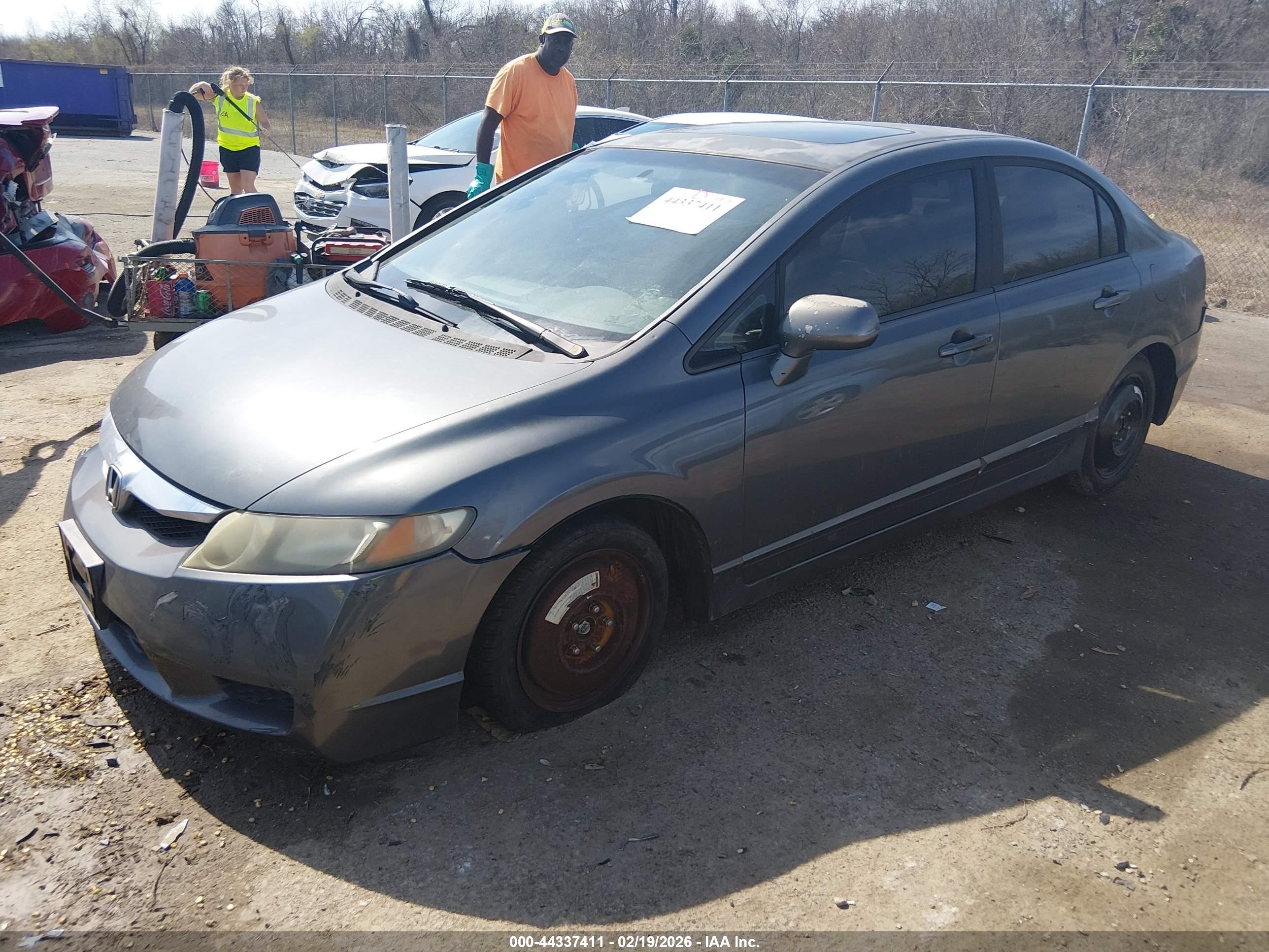HONDA CIVIC image 2