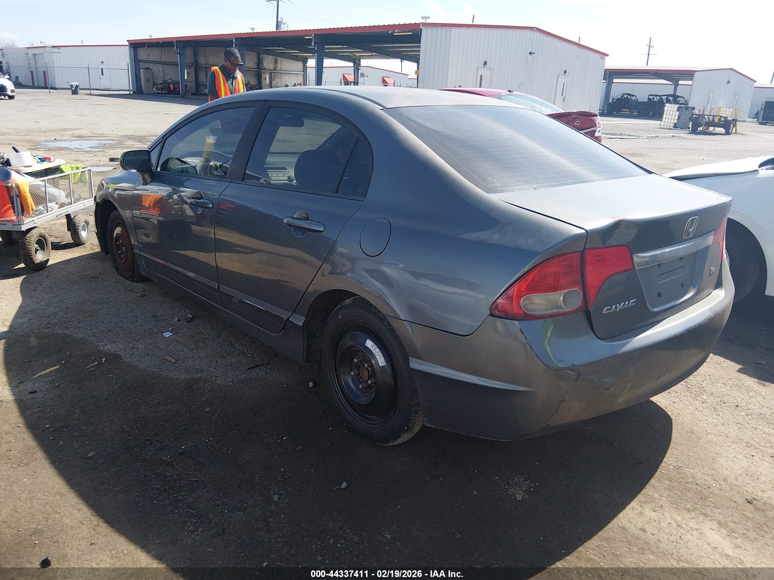 HONDA CIVIC image 3