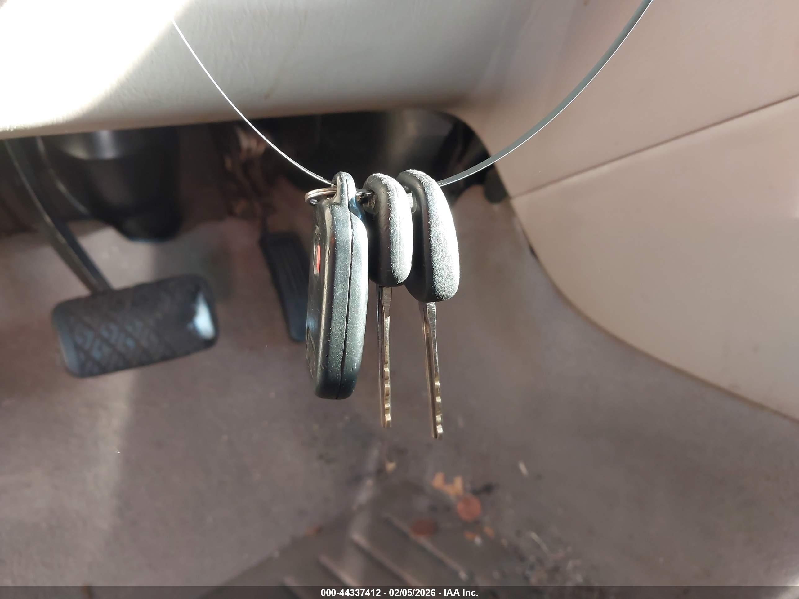 TOYOTA COROLLA image 11
