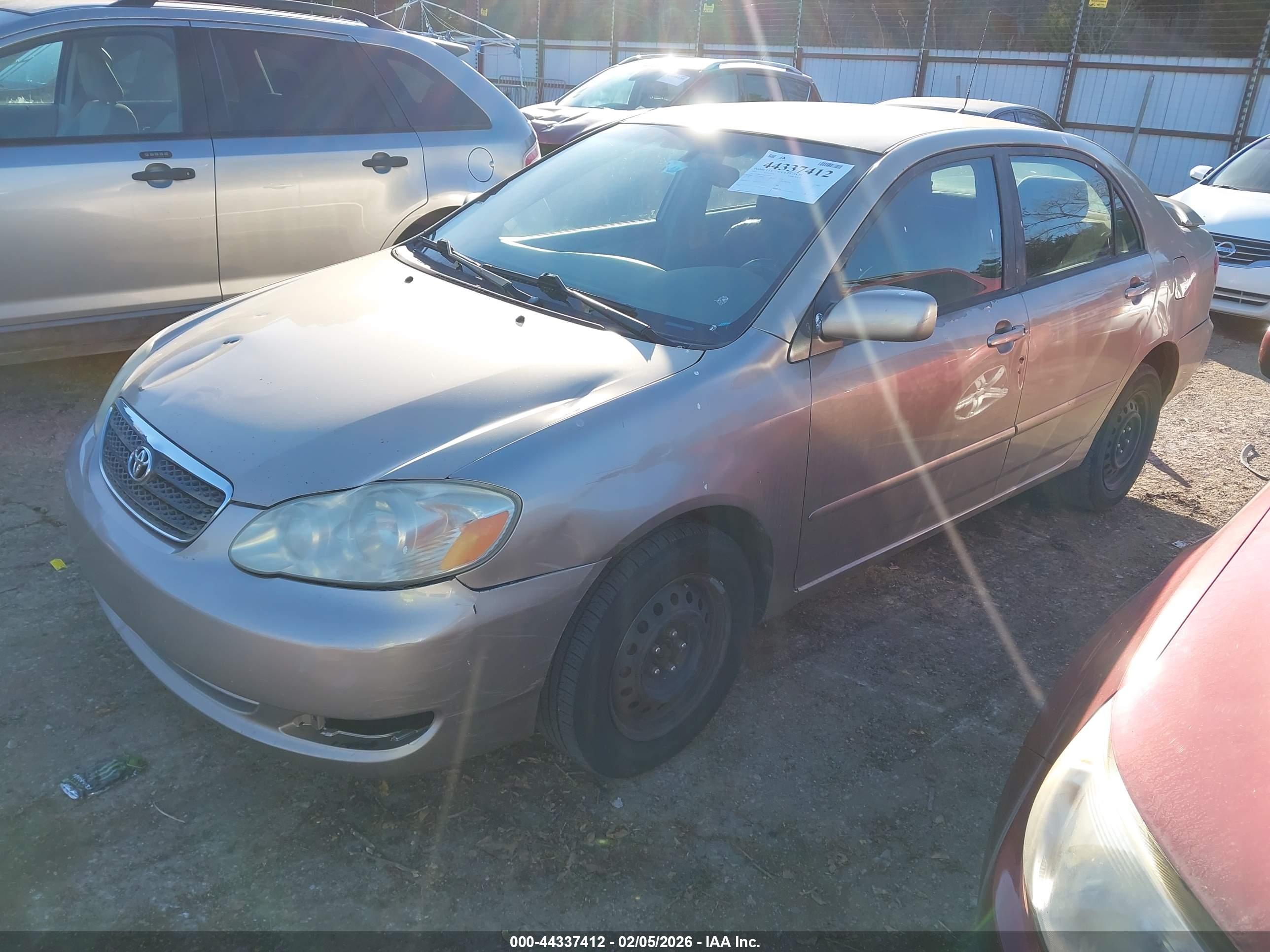TOYOTA COROLLA image 2