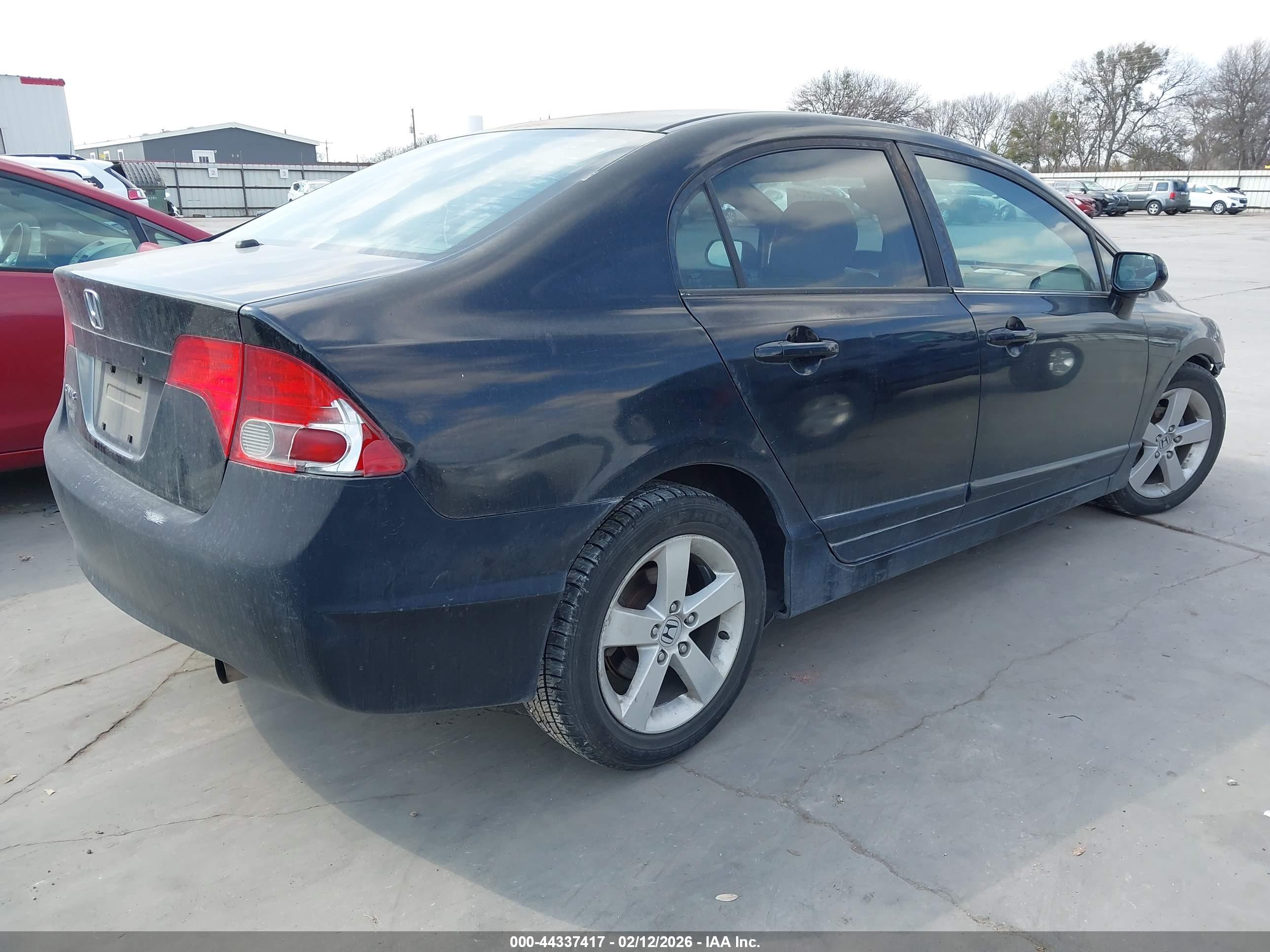 HONDA CIVIC image 4