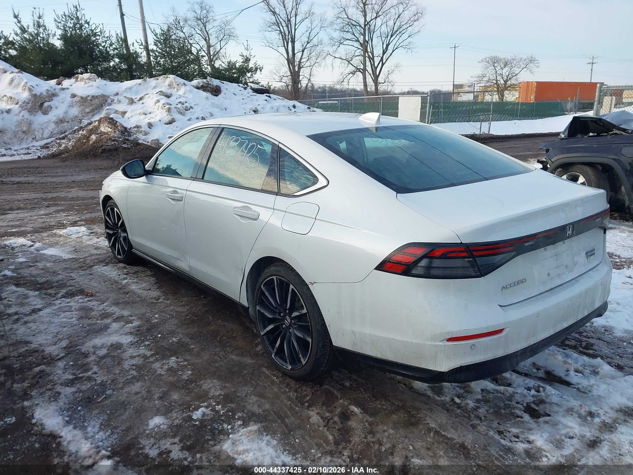 HONDA ACCORD image 3