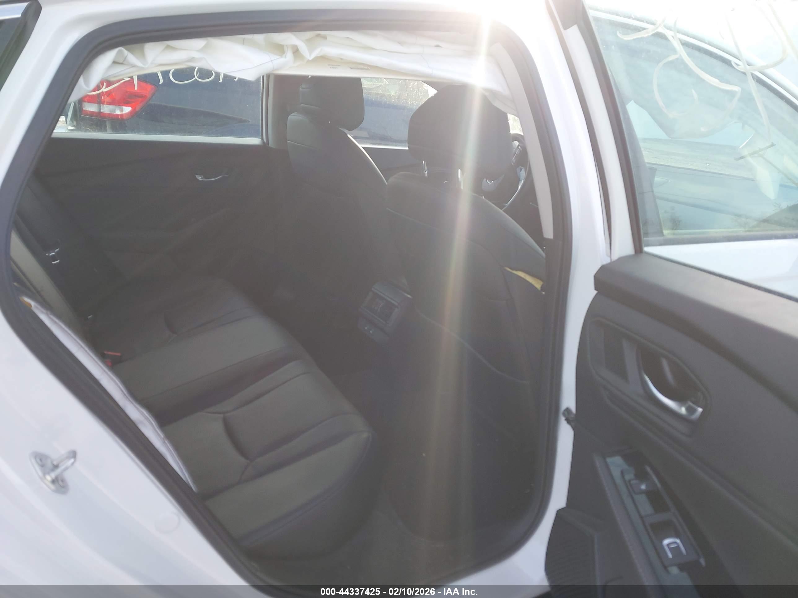 HONDA ACCORD image 8
