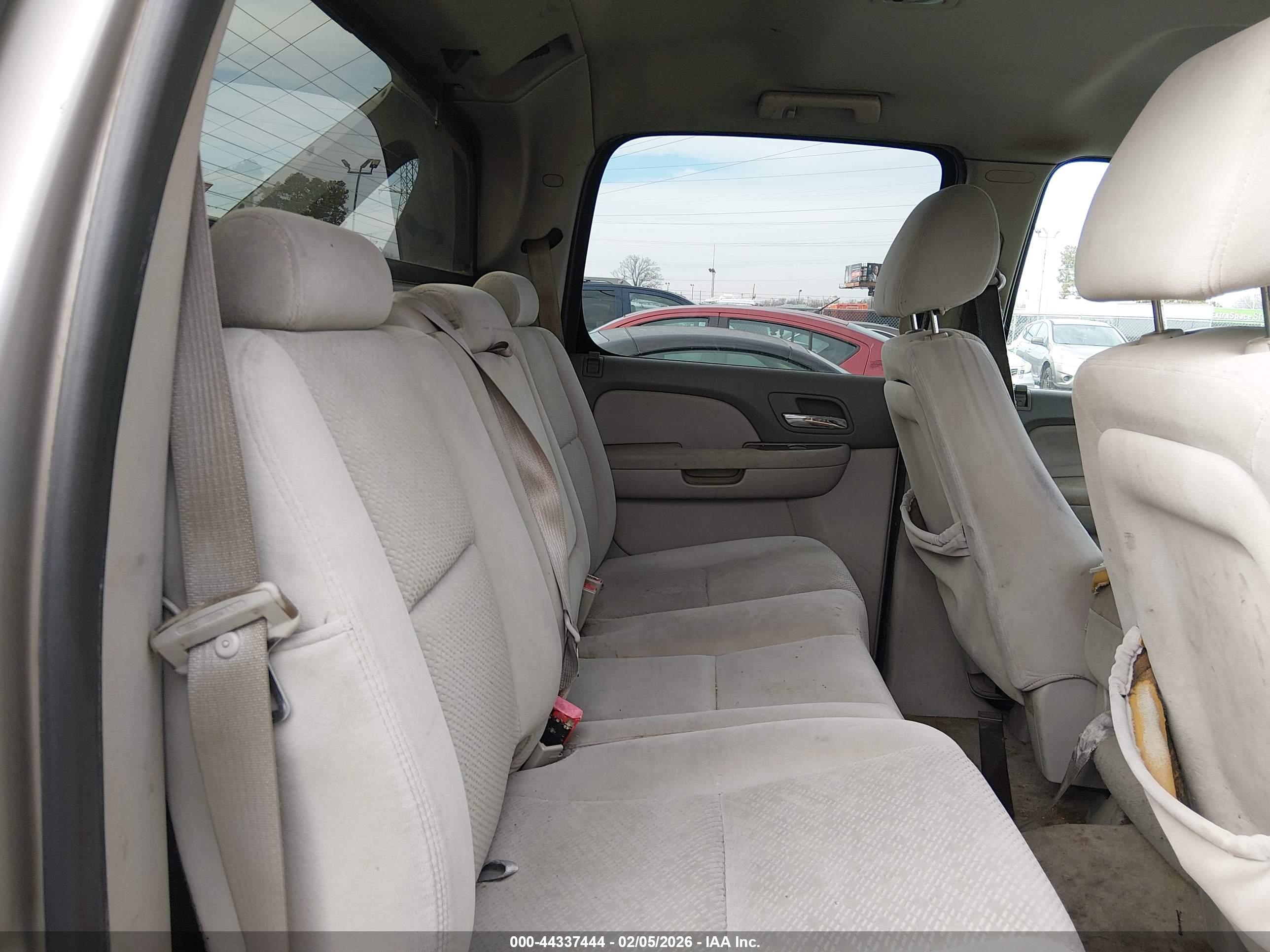 CHEVROLET AVALANCHE image 8