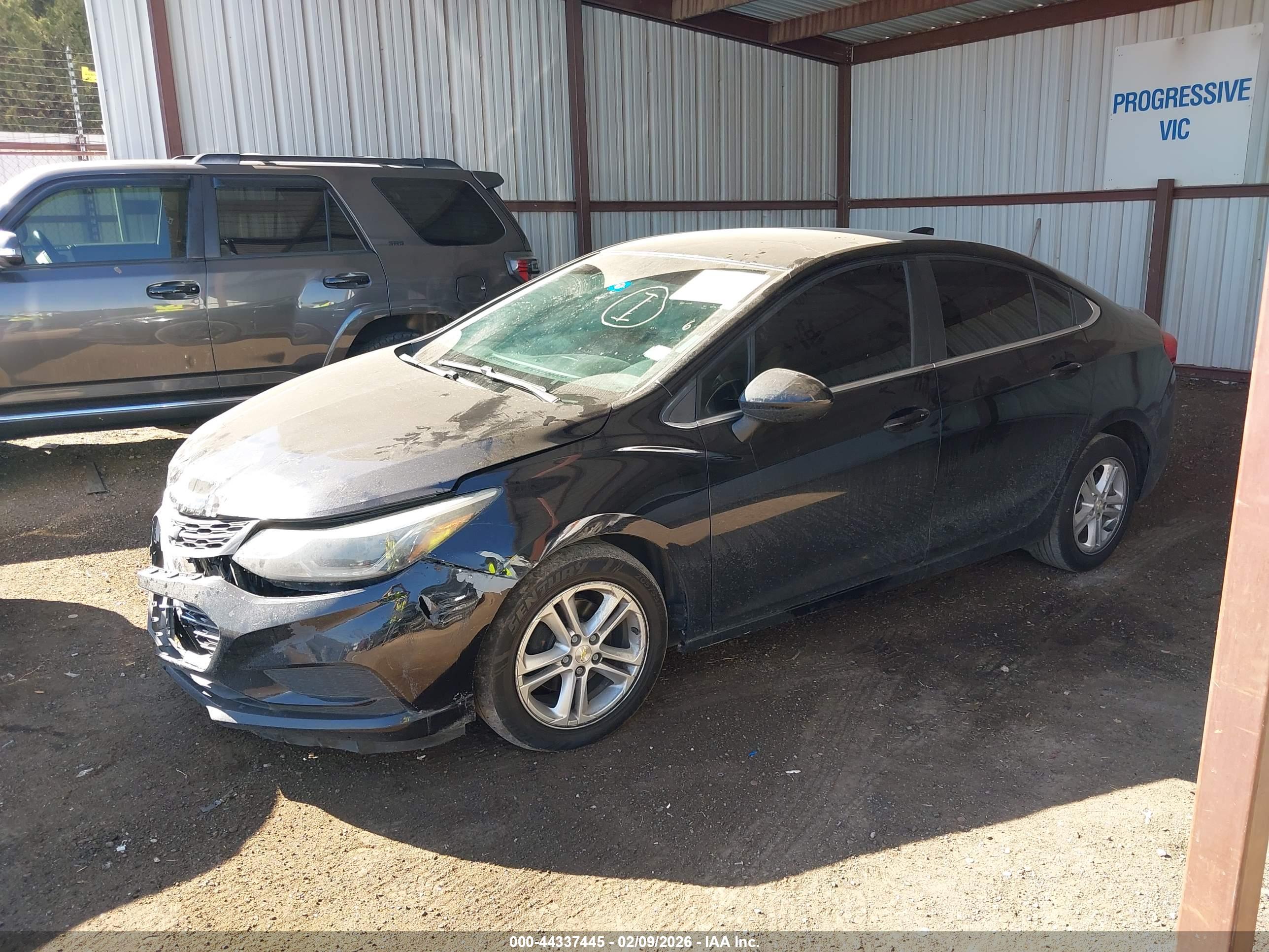 CHEVROLET CRUZE image 2
